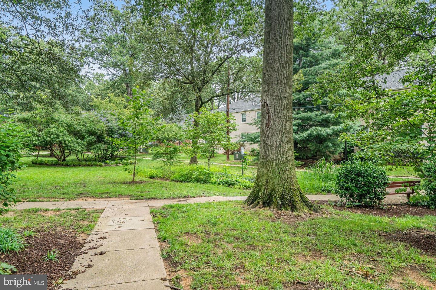 105 N George Mason Dr N #105-2
