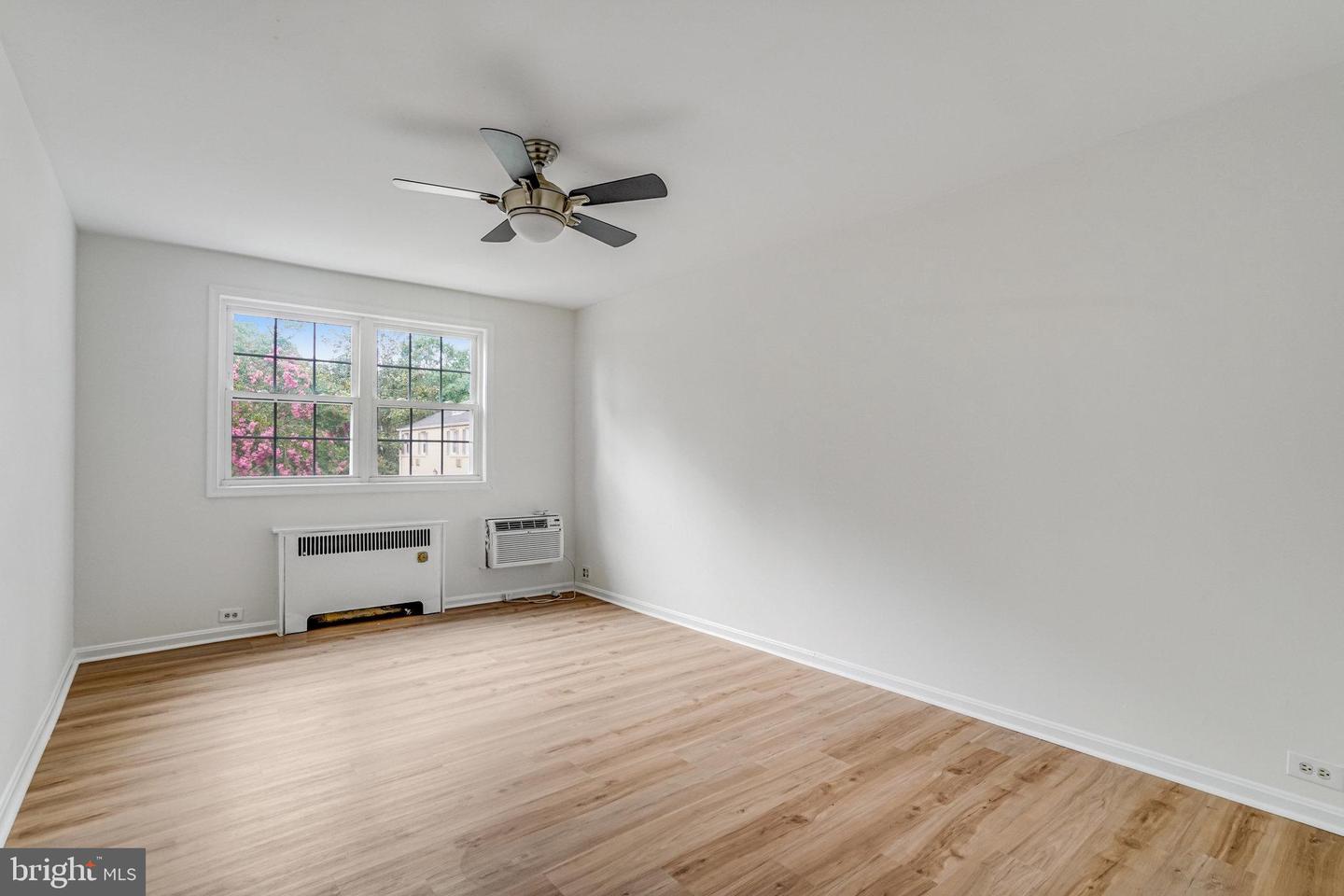 105 N George Mason Dr N #105-2