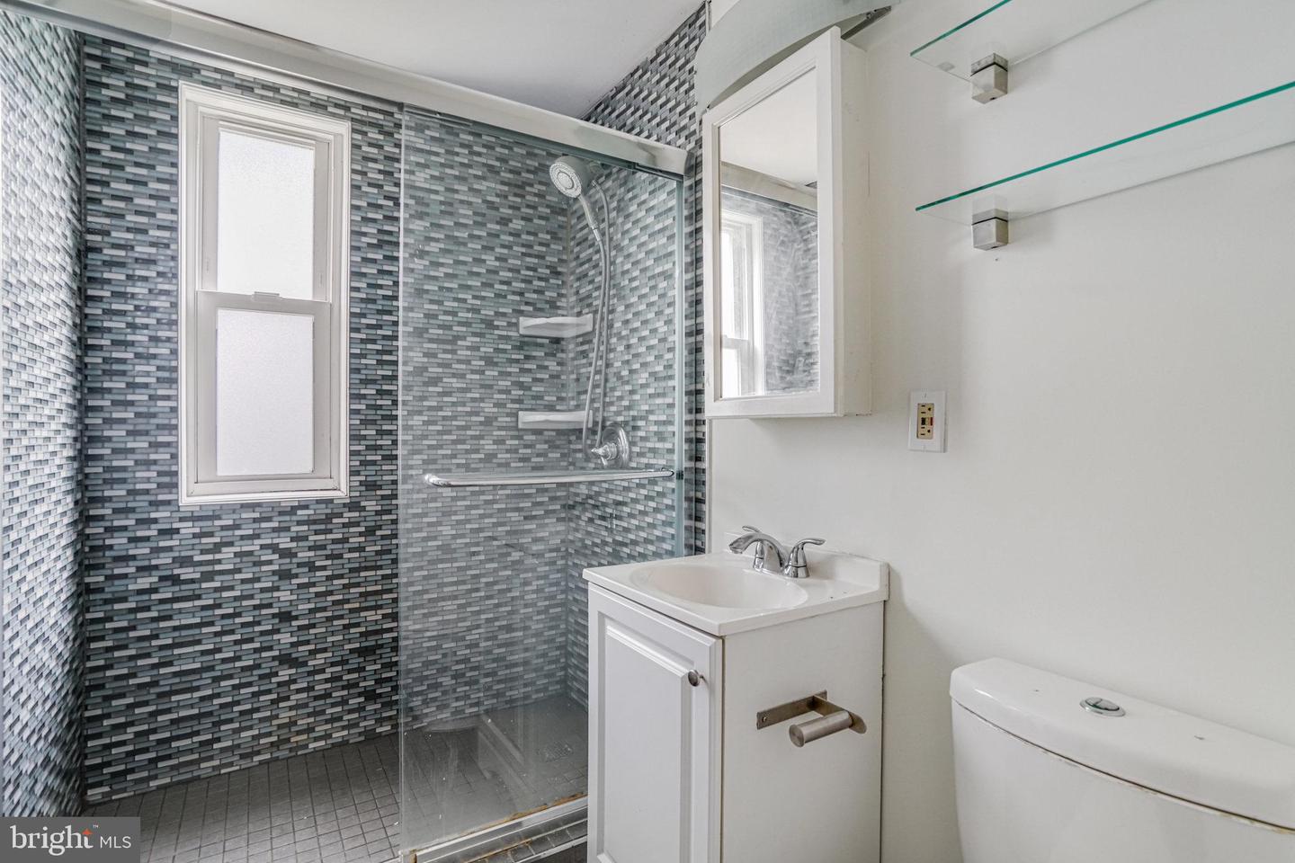 105 N George Mason Dr N #105-2