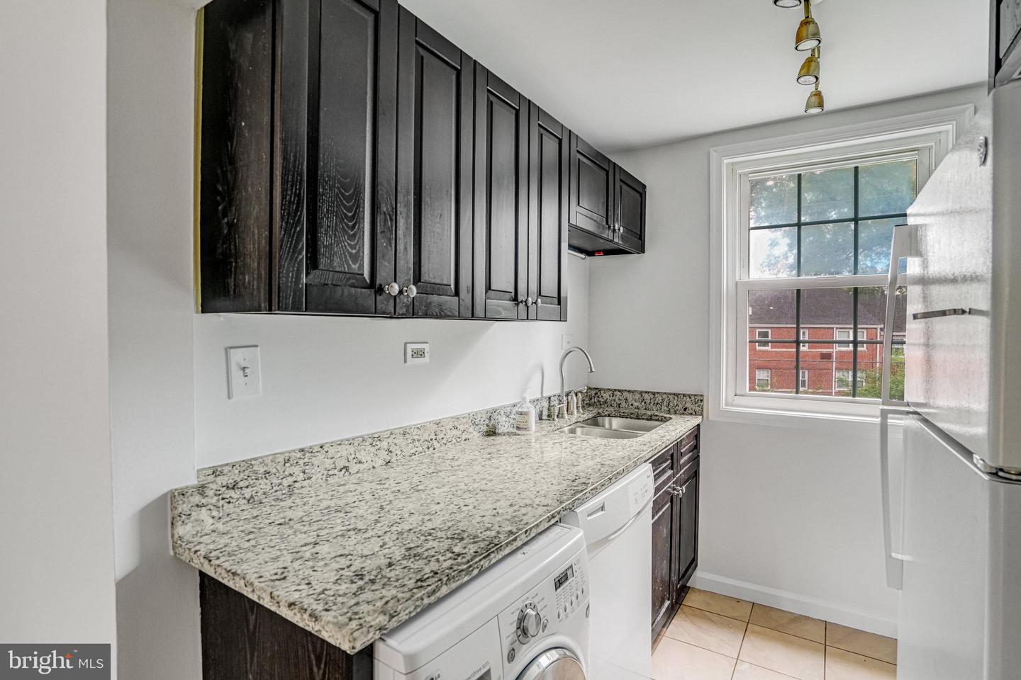 105 N George Mason Dr N #105-2