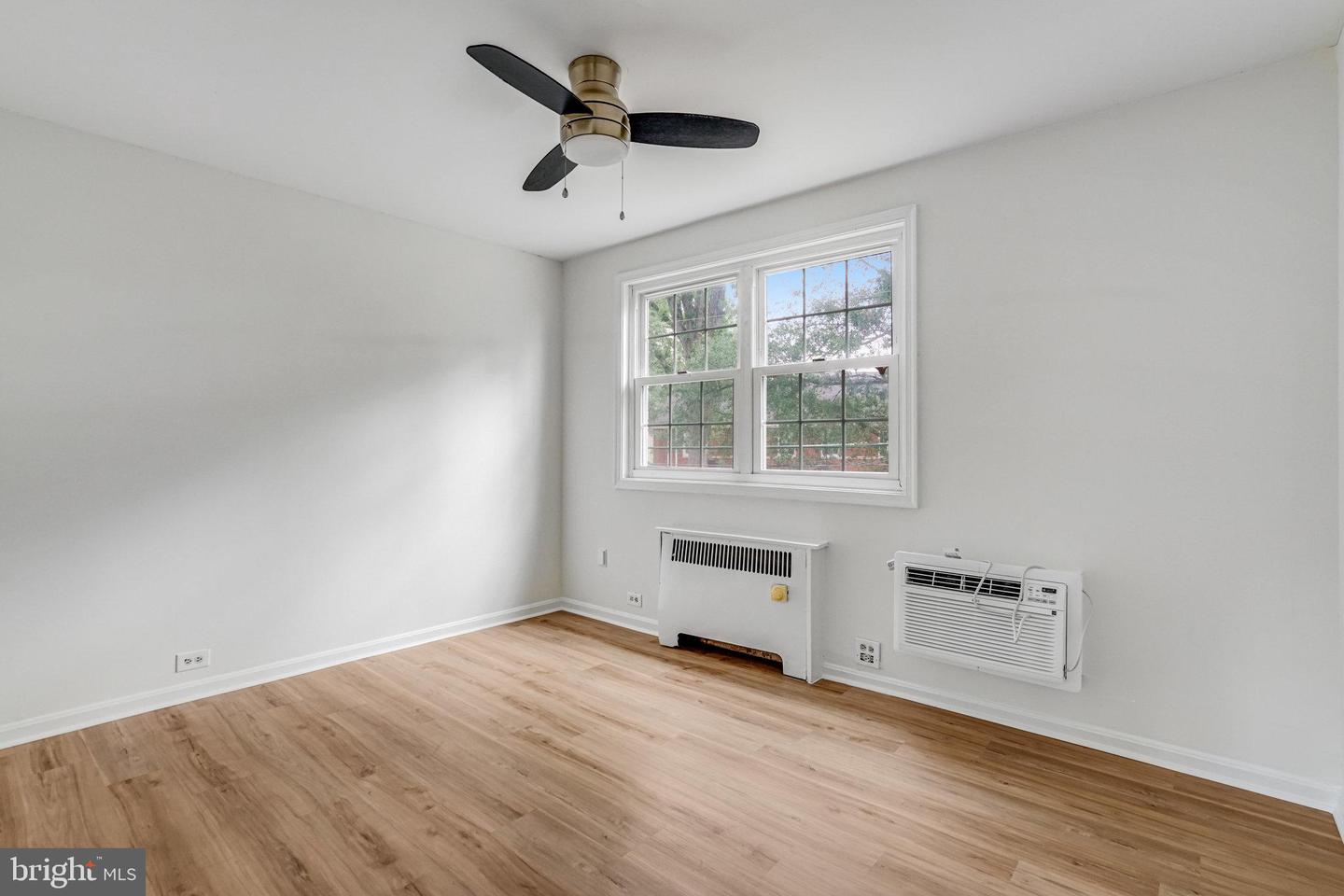 105 N George Mason Dr N #105-2