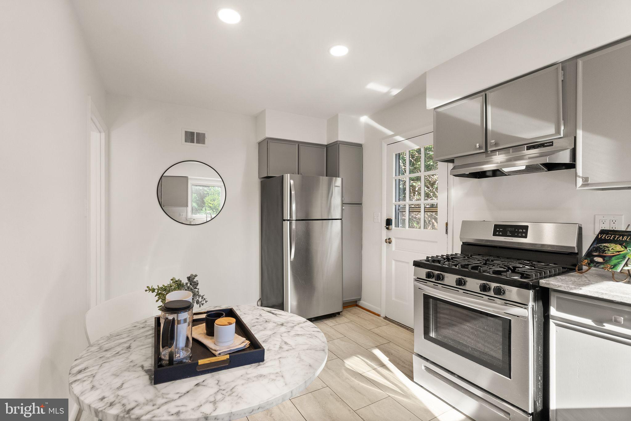 1119 16TH STREET S