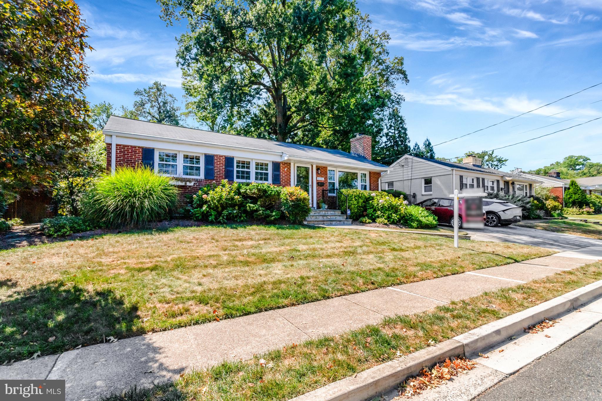 6086 9TH ROAD N