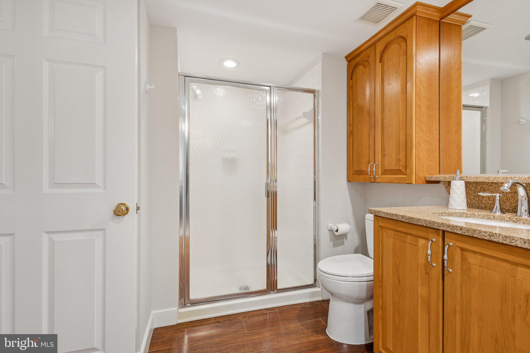 1050 N TAYLOR STREET 1-208