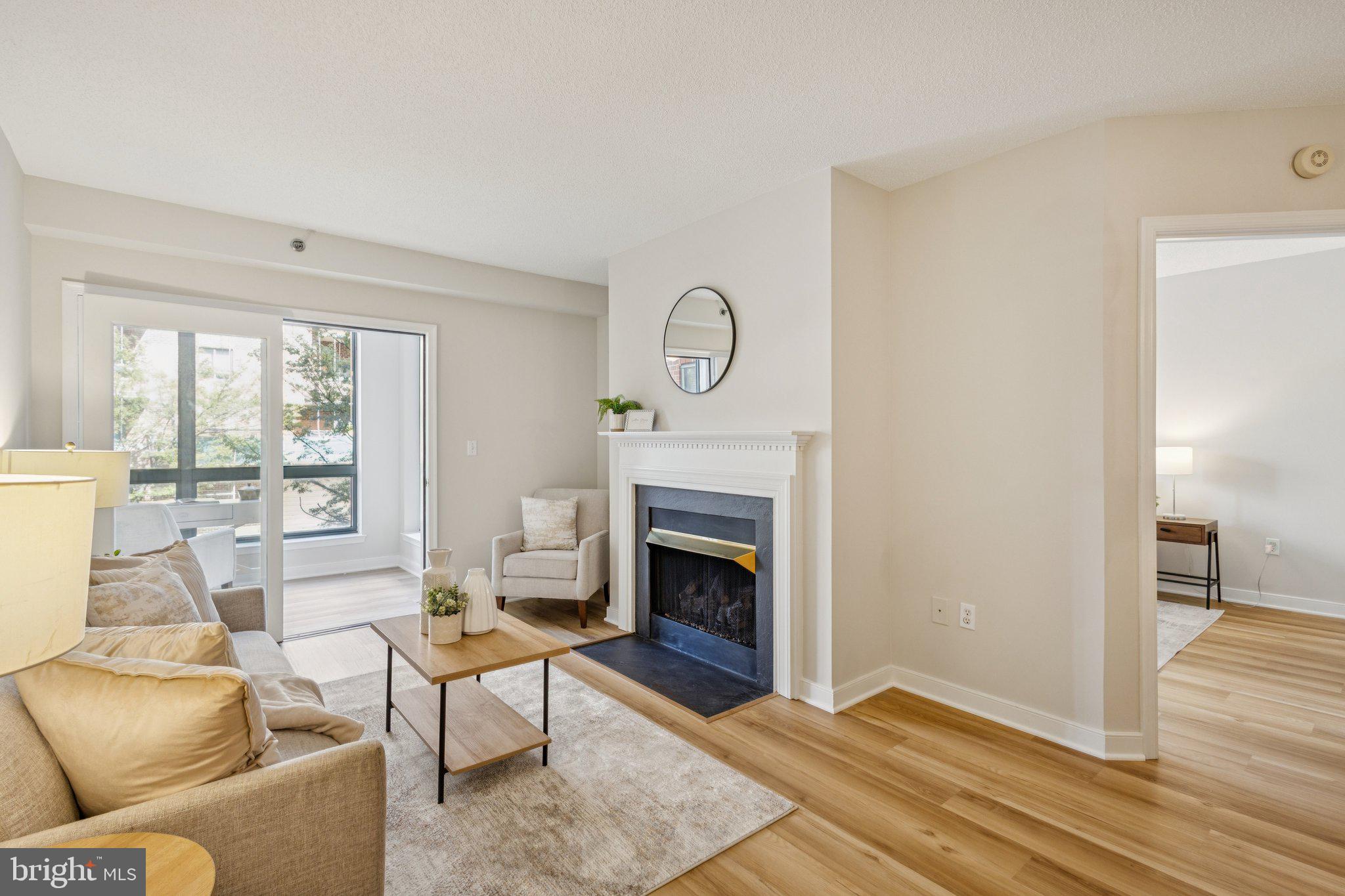 1050 N TAYLOR STREET 1-208