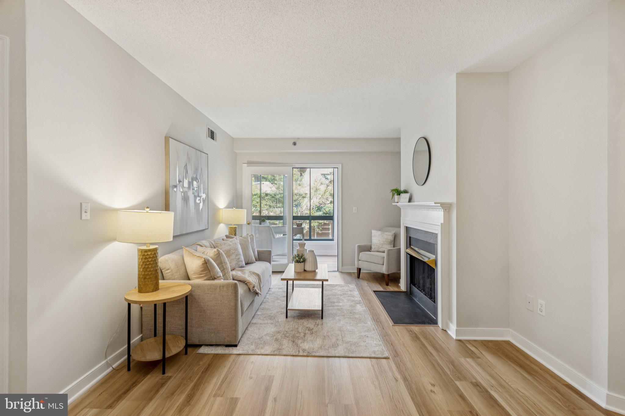 1050 N TAYLOR STREET 1-208