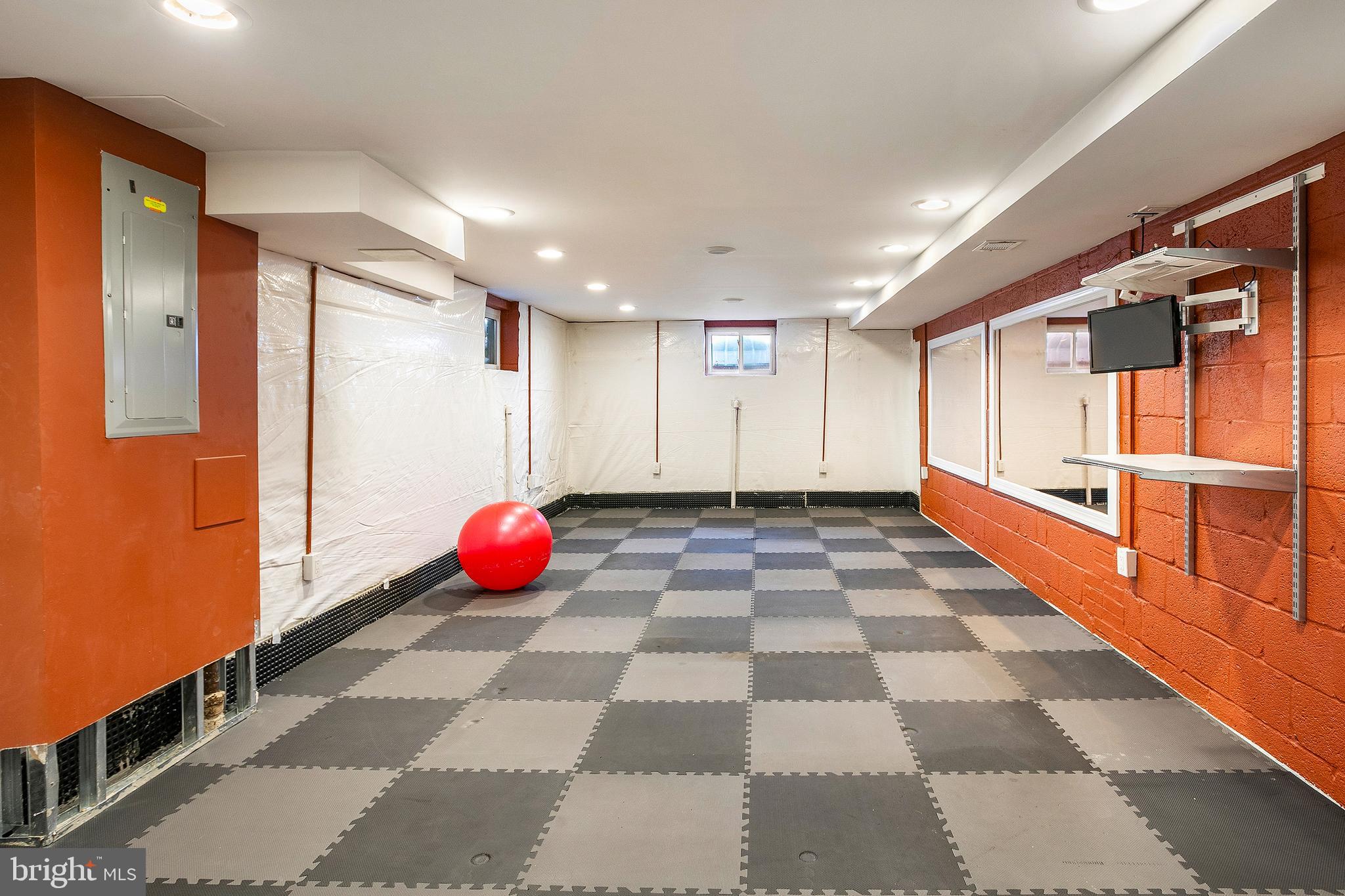 3438 N GEORGE MASON DRIVE N