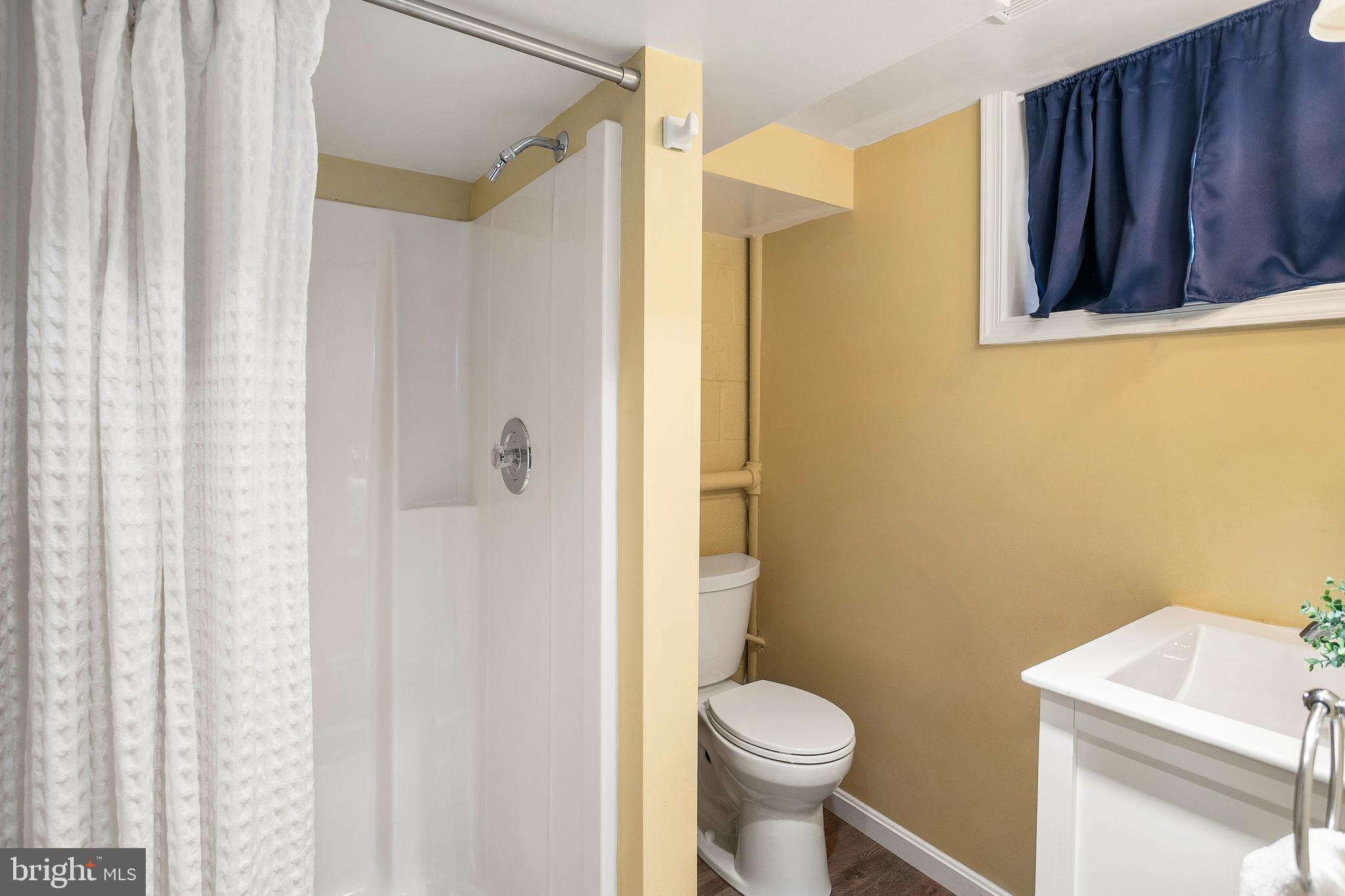 3438 N GEORGE MASON DRIVE N