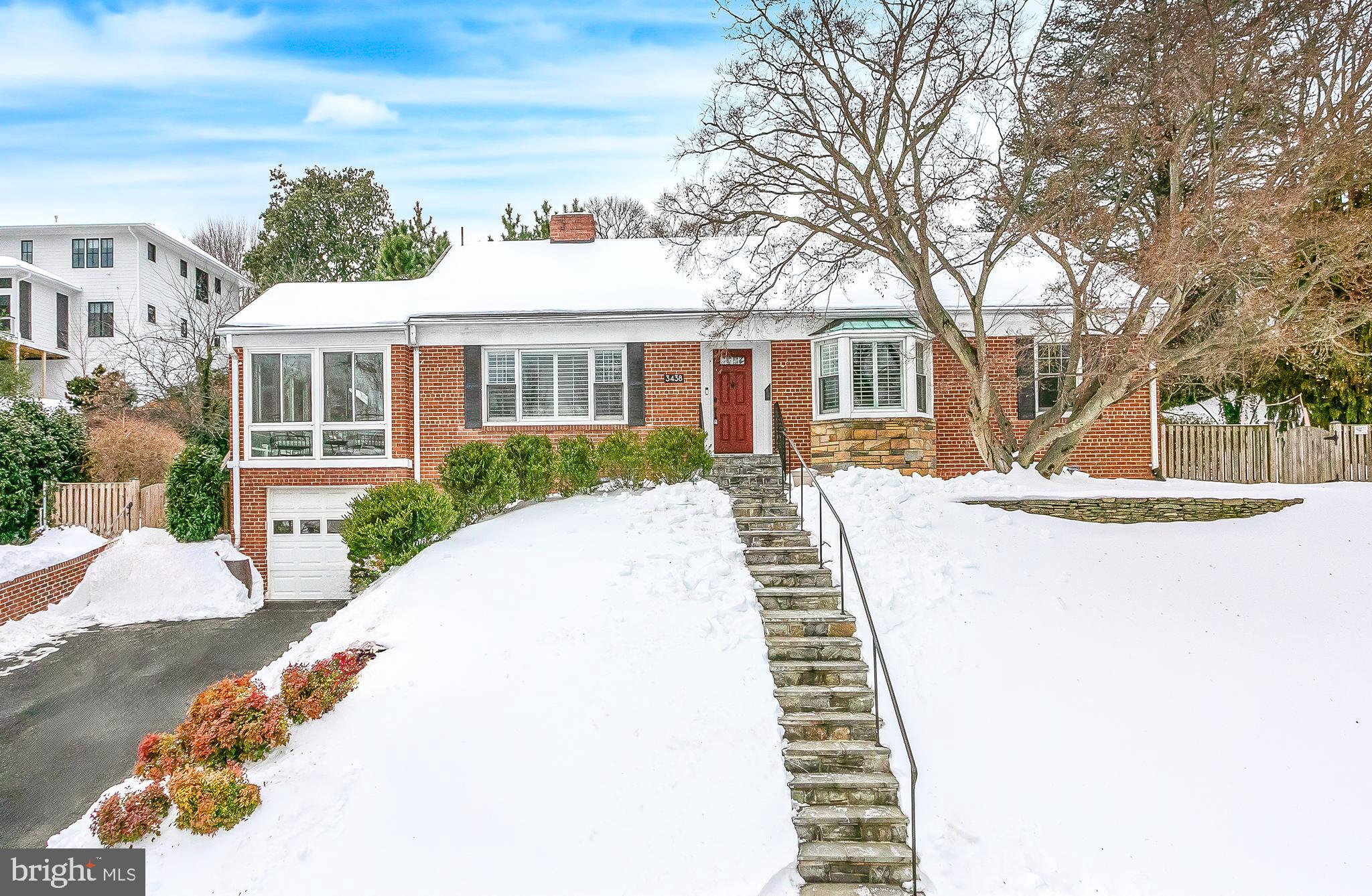 3438 N GEORGE MASON DRIVE N