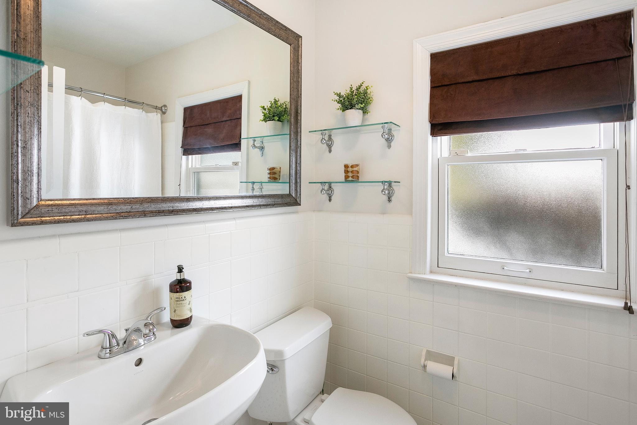 3438 N GEORGE MASON DRIVE N