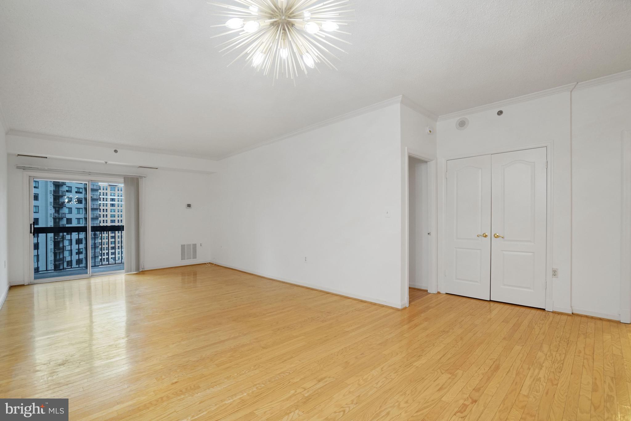 1211 S EADS STREET 1011