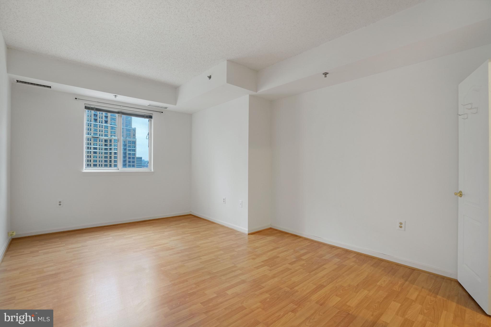 1211 S EADS STREET 1011