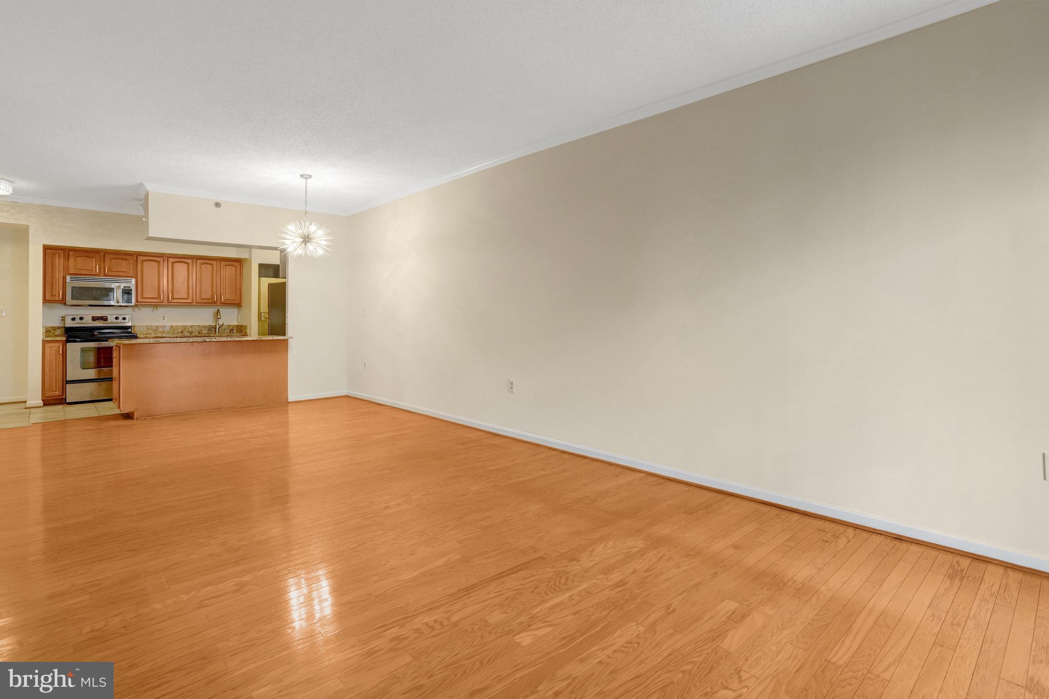 1211 S EADS STREET 1011