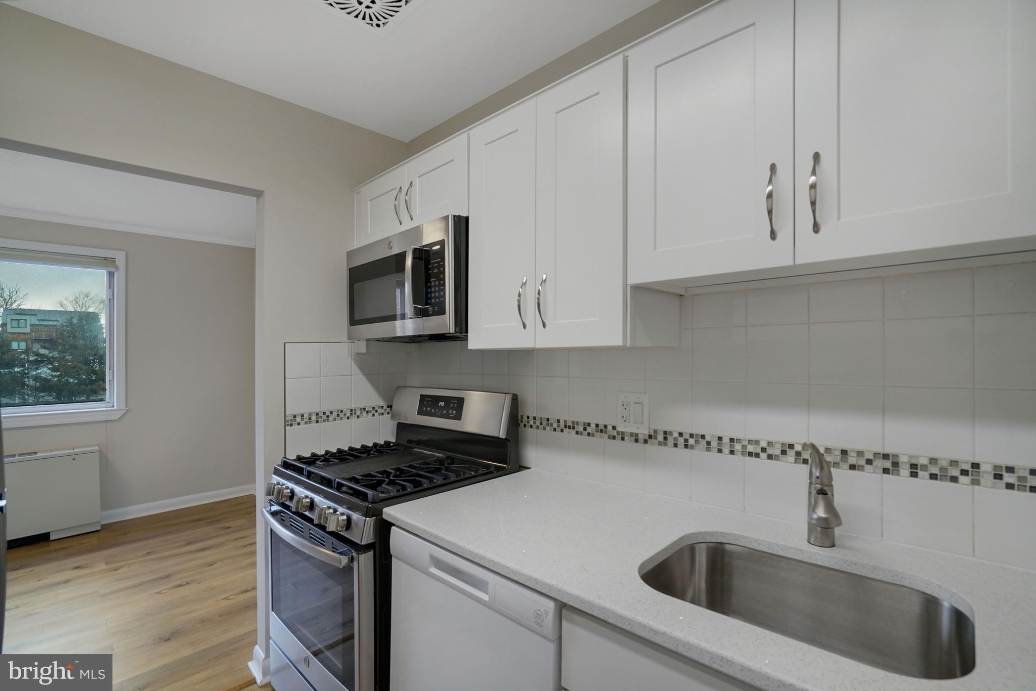 3515 WASHINGTON BOULEVARD 207