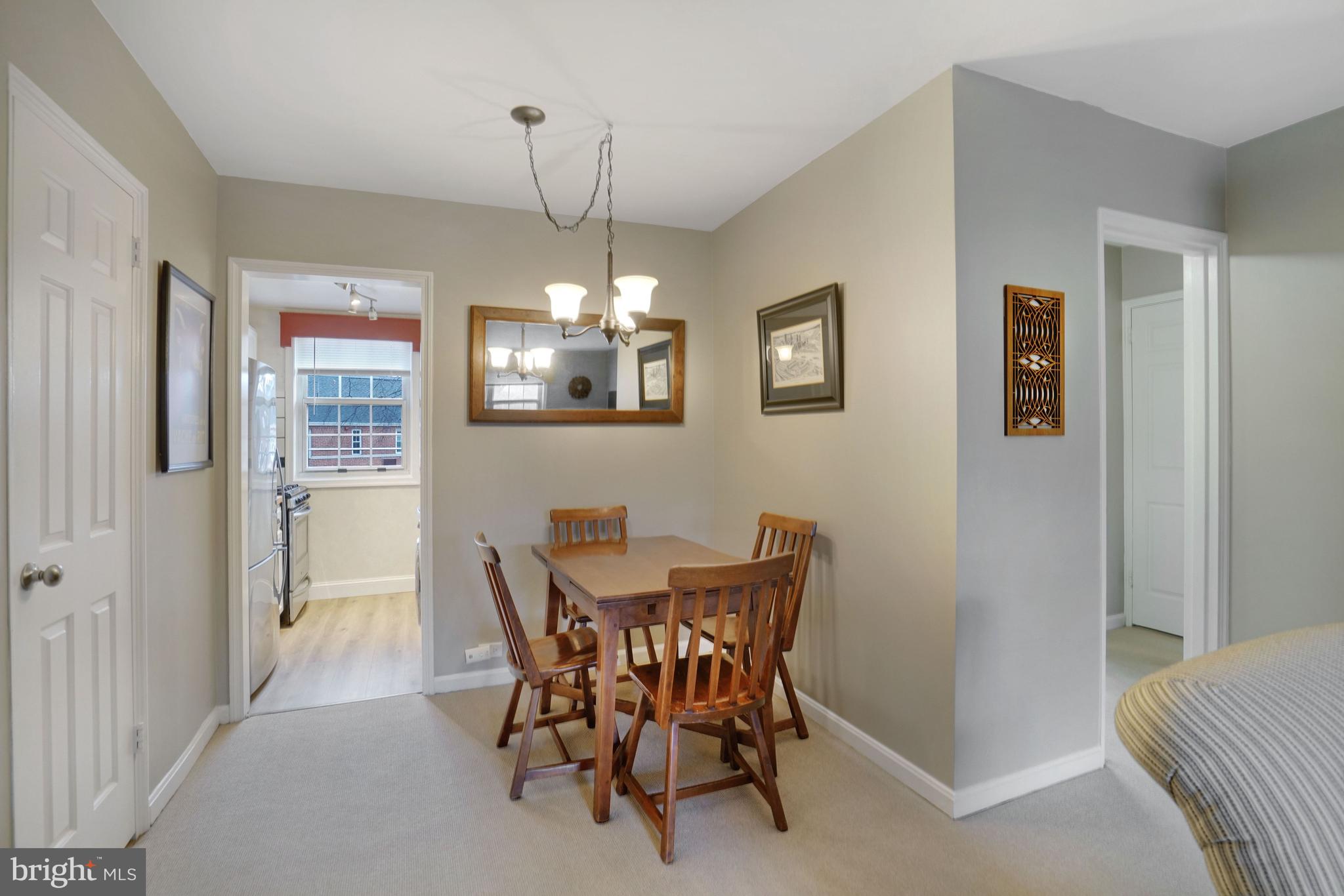 107 N GEORGE MASON DRIVE N 4