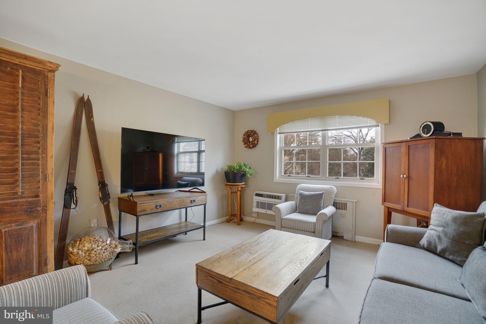 107 N GEORGE MASON DRIVE N 4