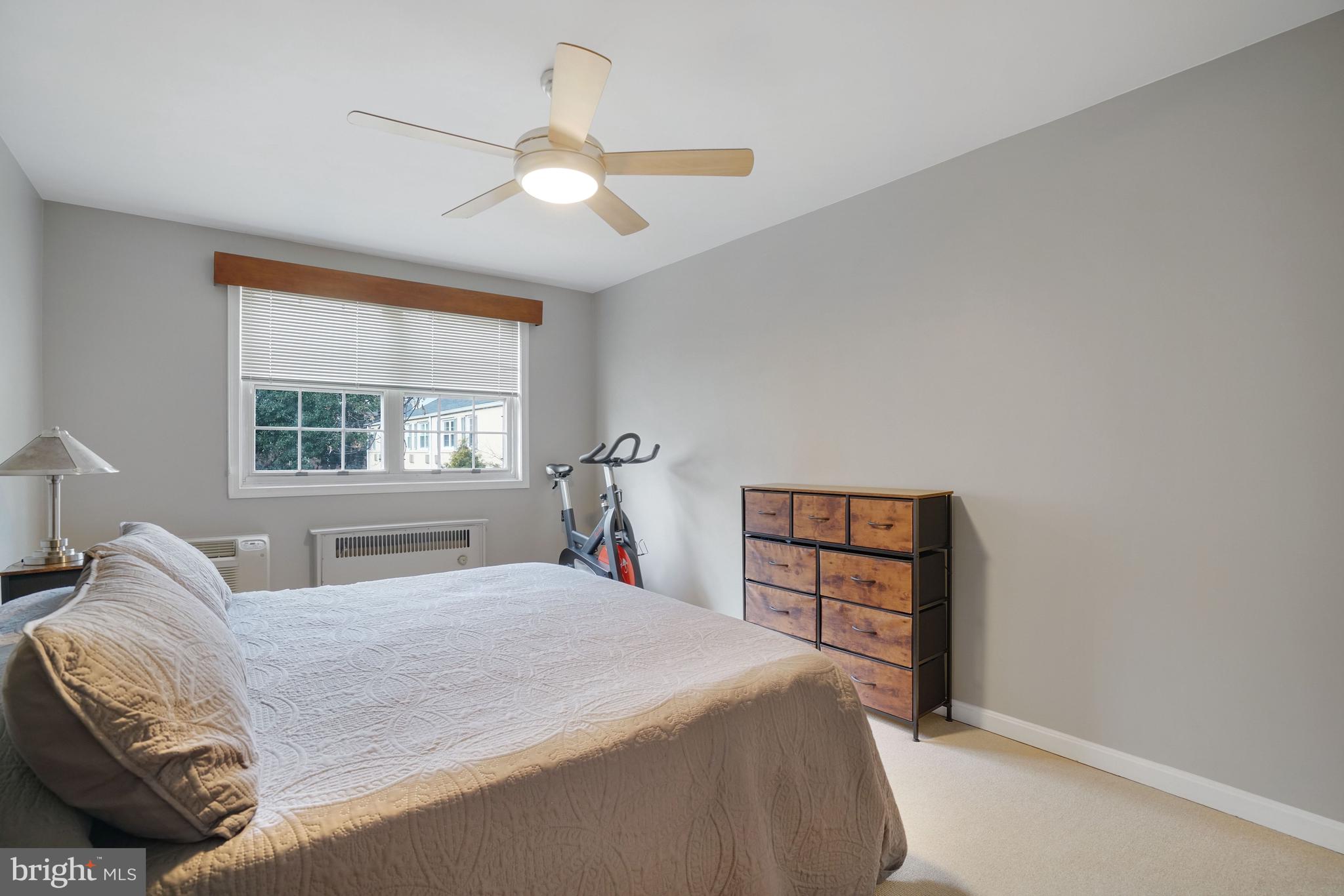 107 N GEORGE MASON DRIVE N 4