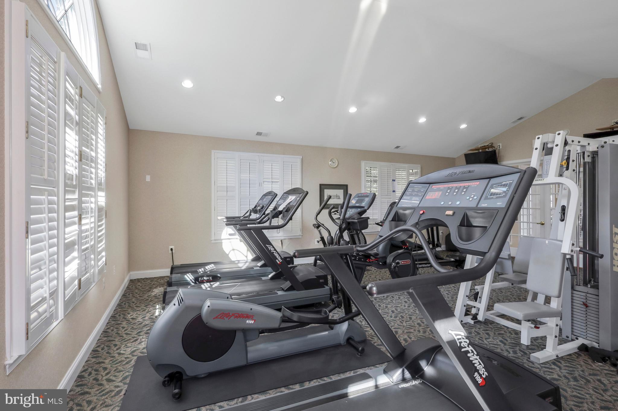 107 N GEORGE MASON DRIVE N 4