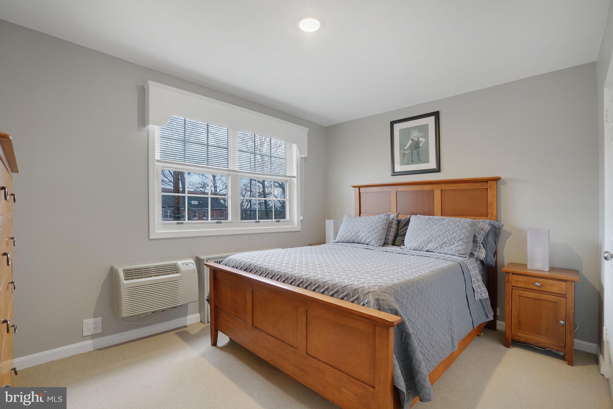 107 N GEORGE MASON DRIVE N 4