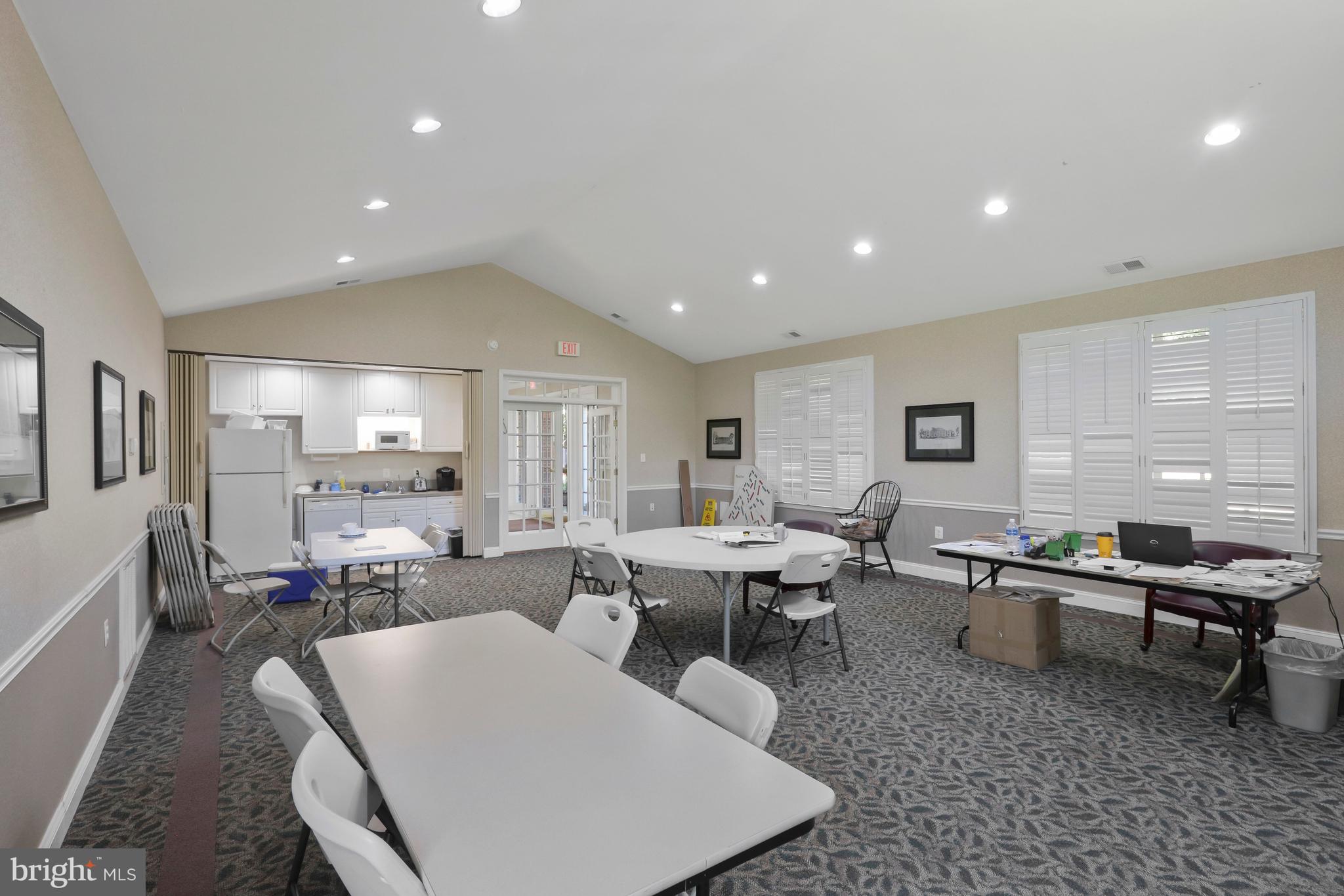 107 N GEORGE MASON DRIVE N 4