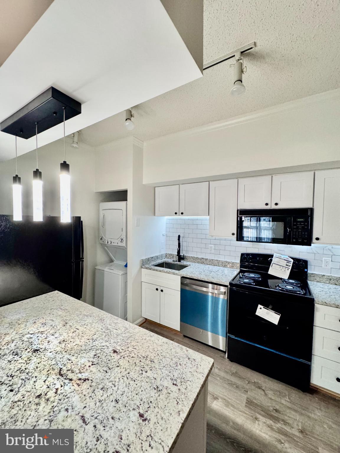 1211 S EADS STREET 1009