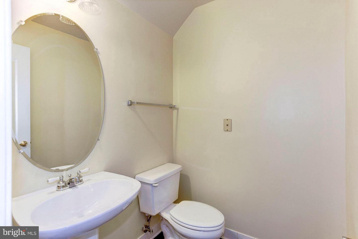 6916 FAIRFAX DRIVE 312