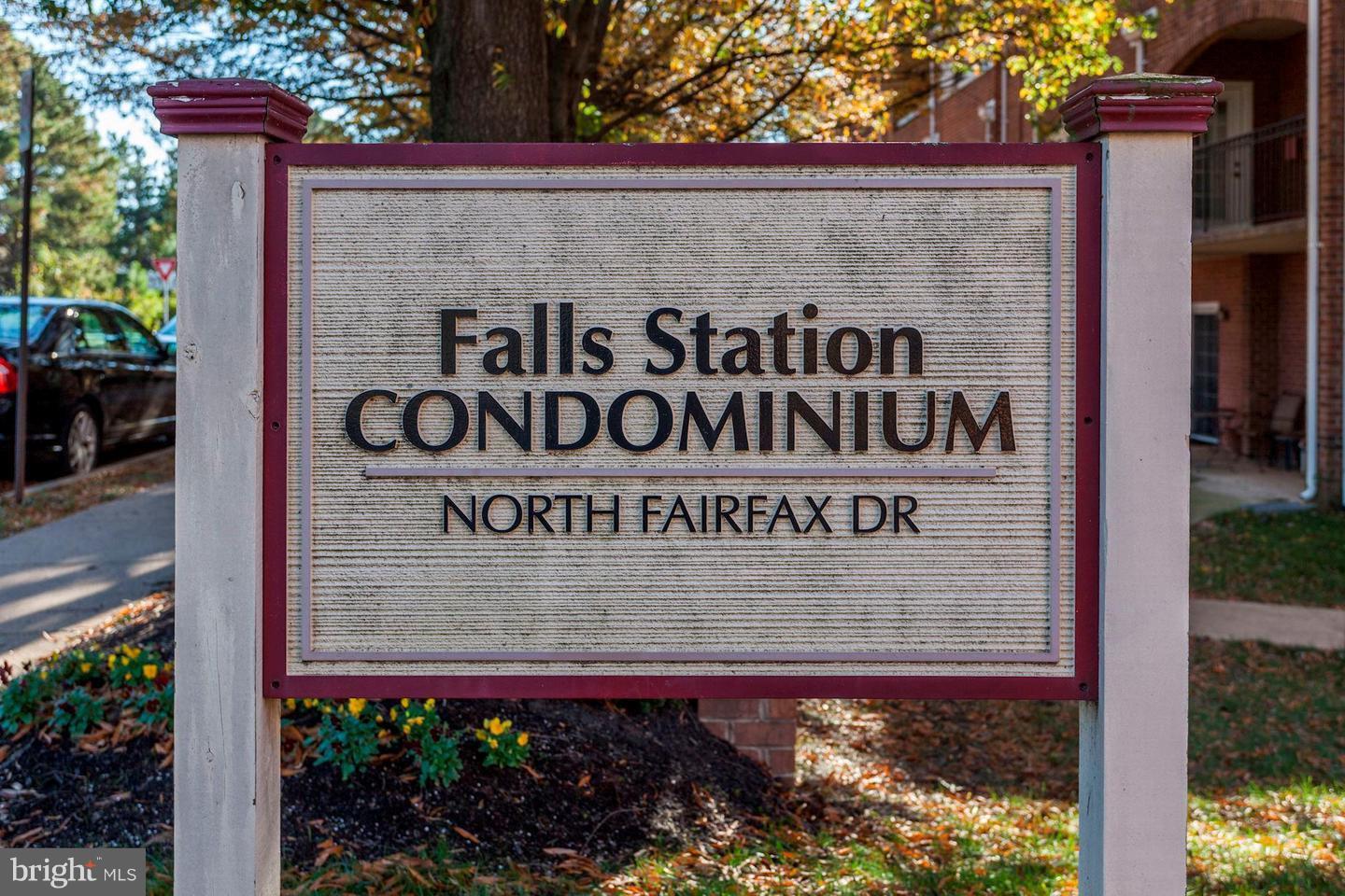 6916 FAIRFAX DRIVE 312