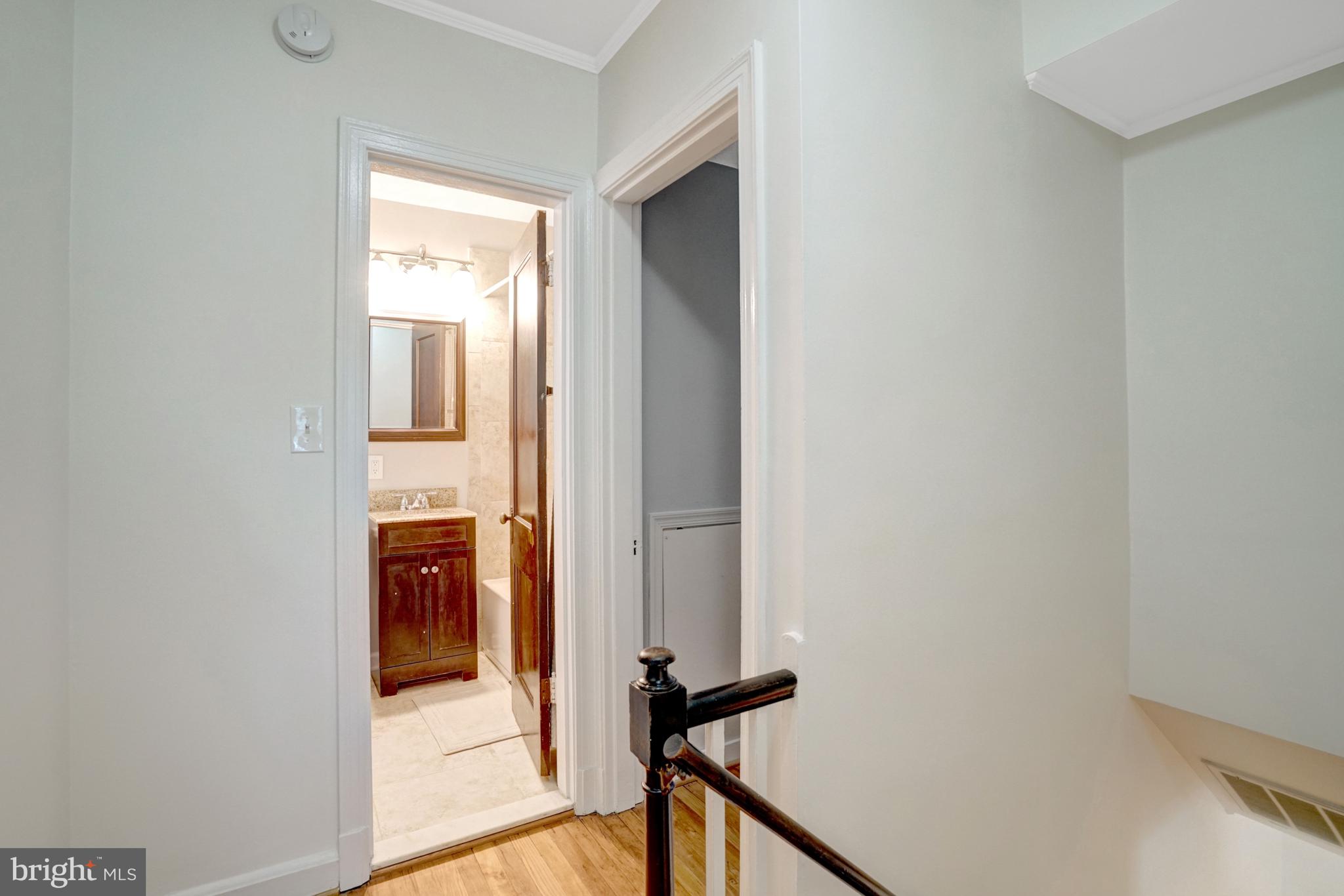 1303 S BARTON STREET 211