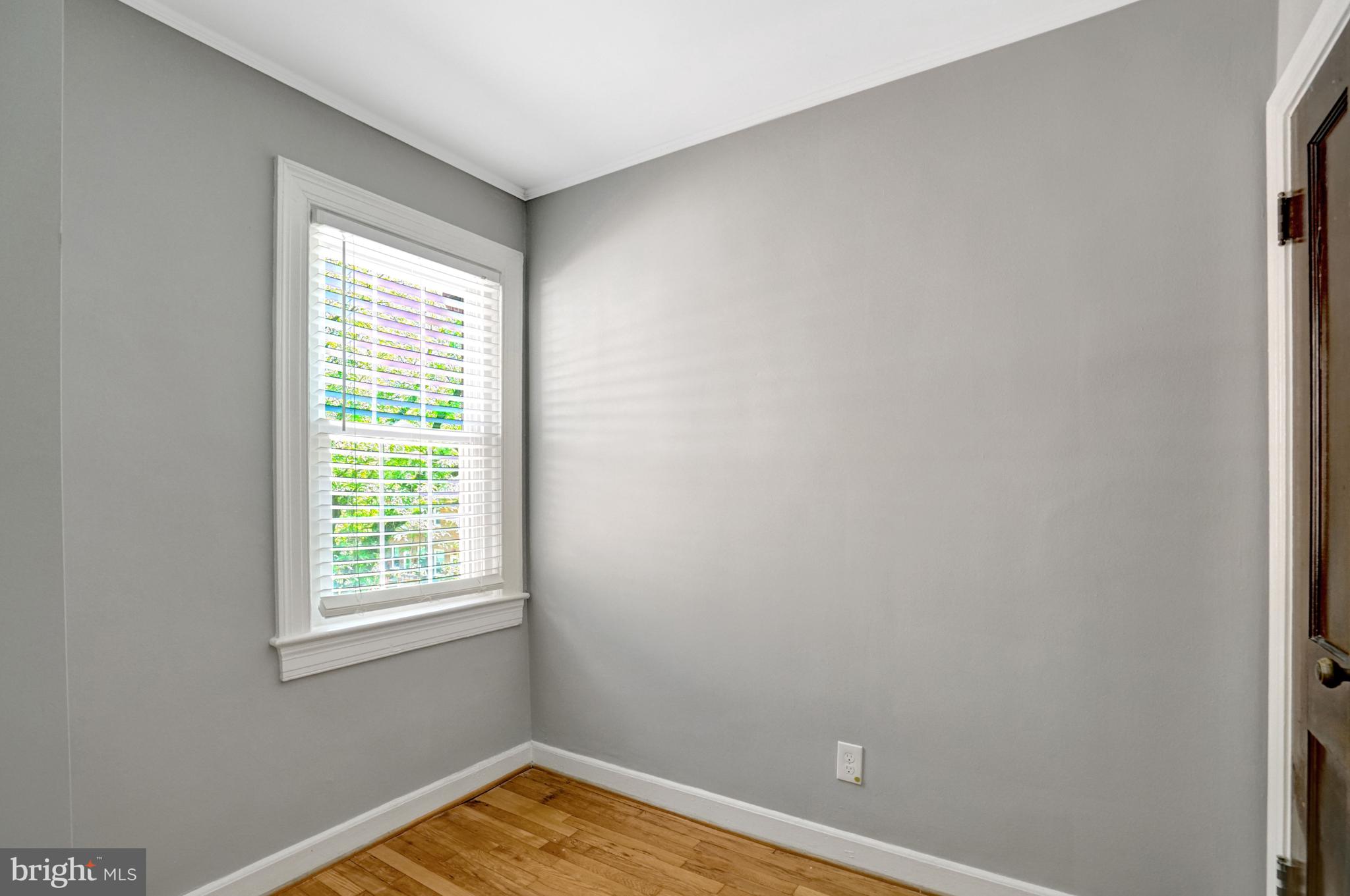 1303 S BARTON STREET 211