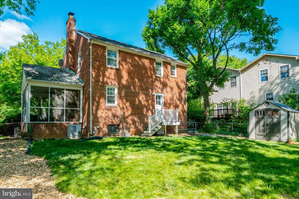 7 S IRVING STREET