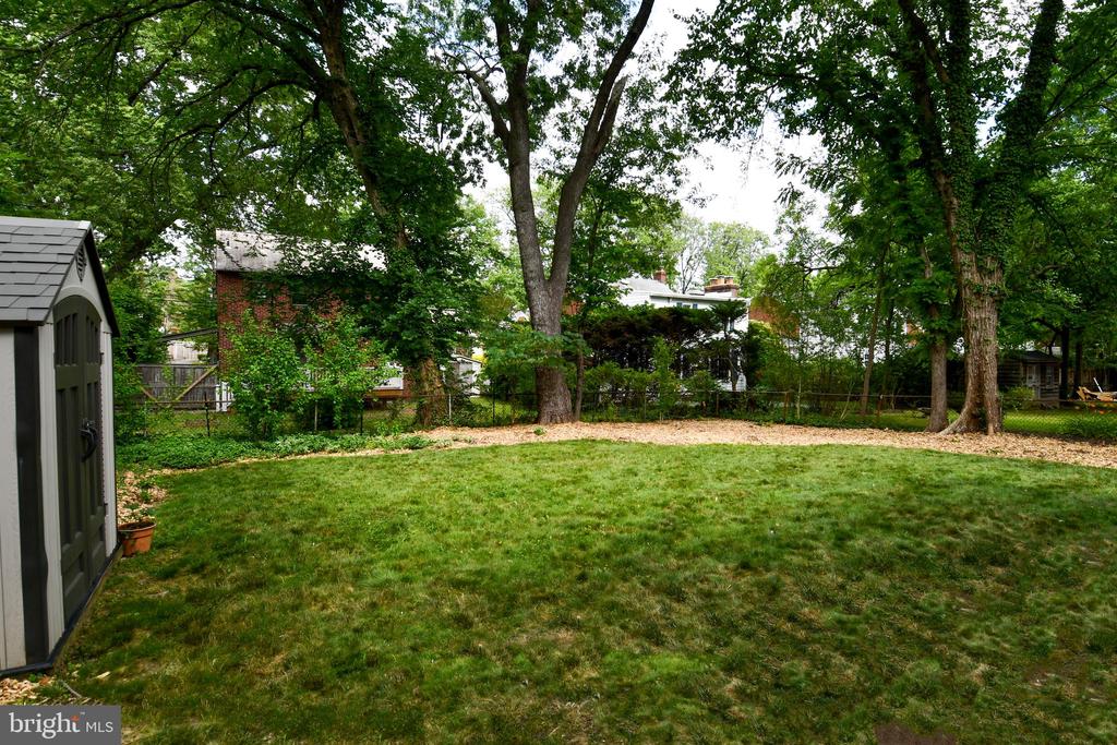 7 S IRVING STREET