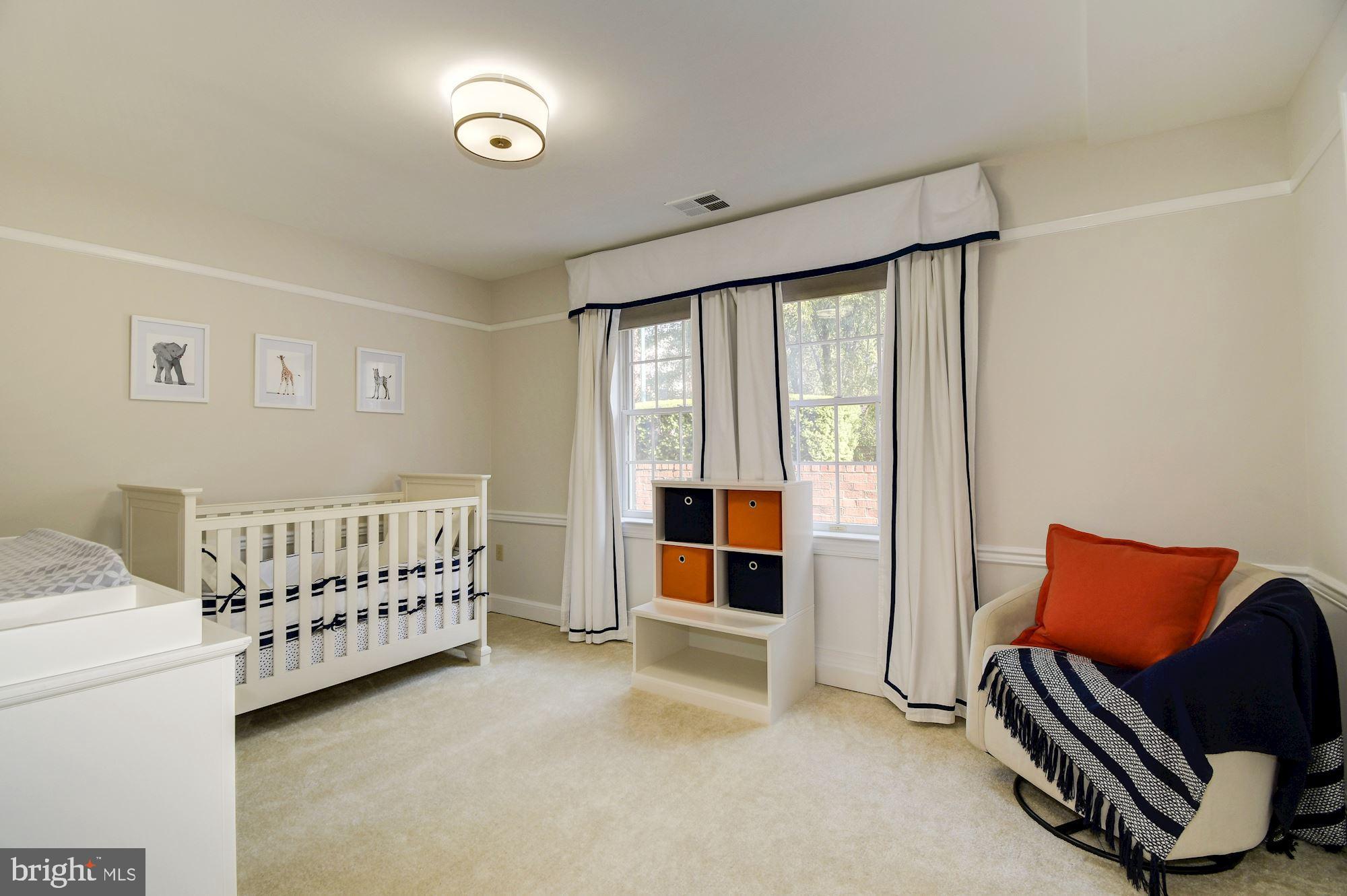 6924 FAIRFAX DRIVE 204