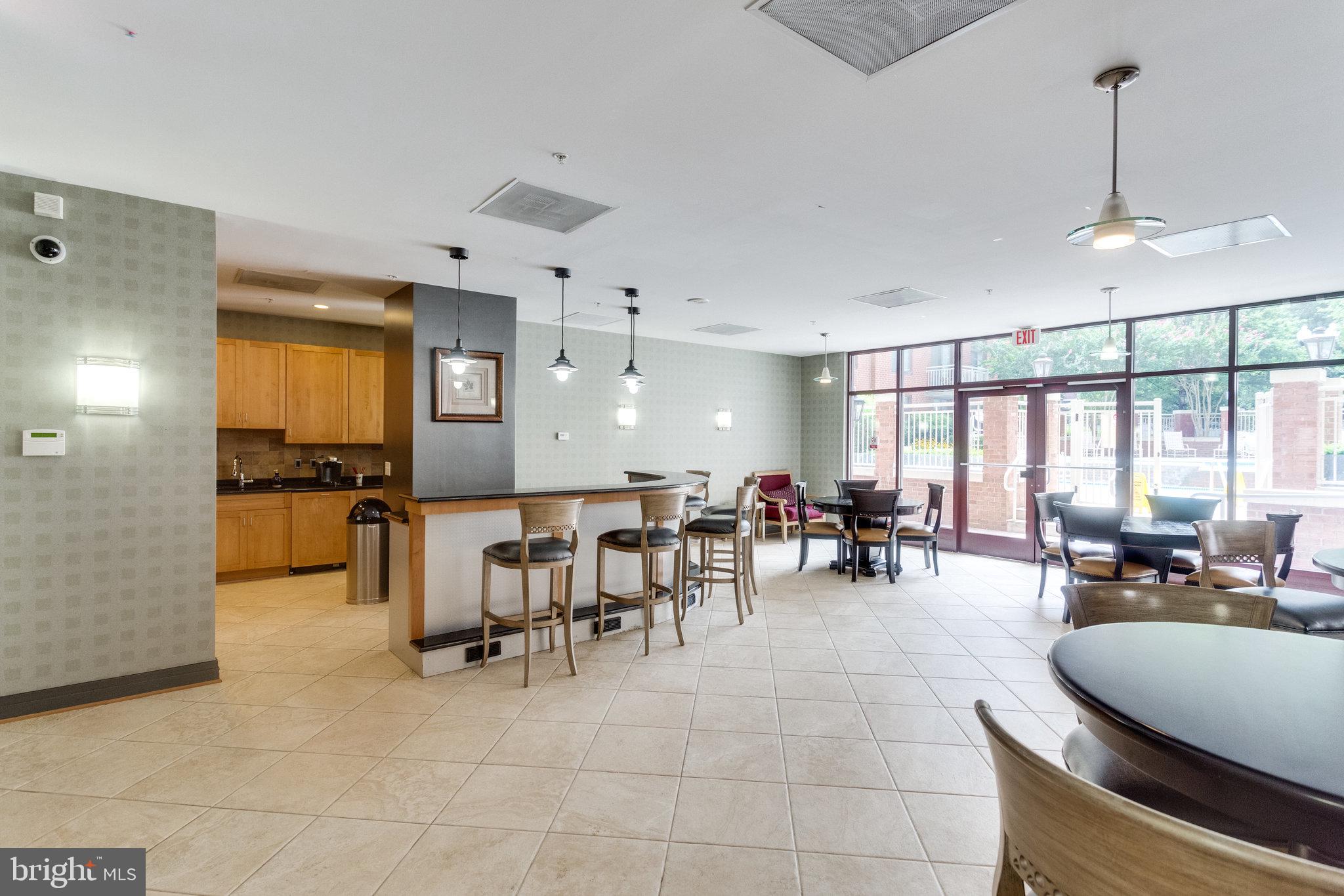 1205 N GARFIELD STREET 501