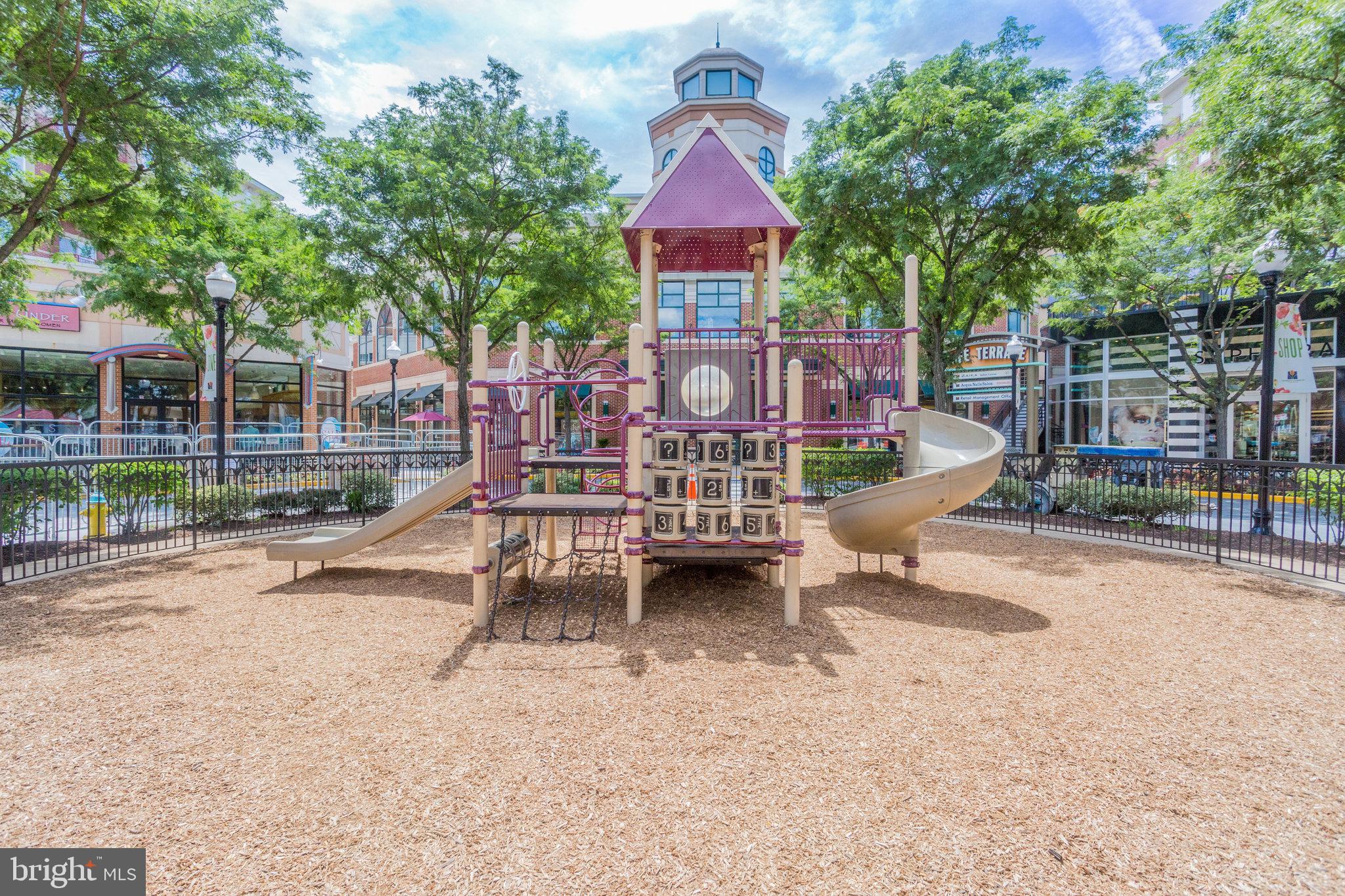 1205 N GARFIELD STREET 501