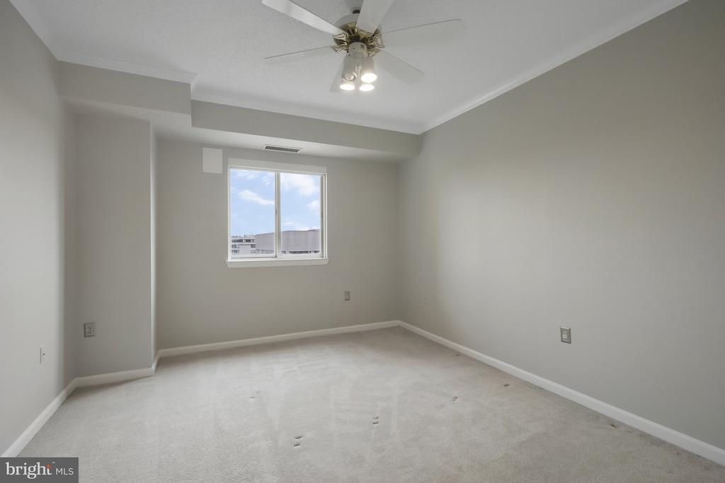 1211 S EADS STREET 1704