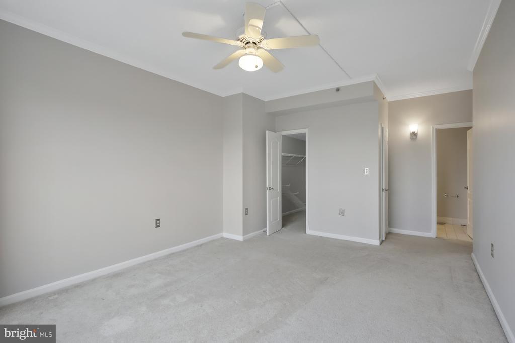 1211 S EADS STREET 1704