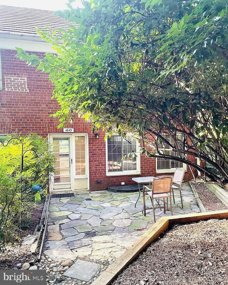 1643 PRESTON ROAD