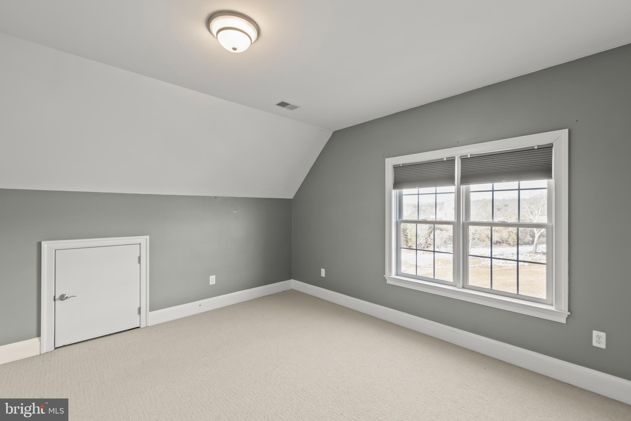 180 ISAAC DRIVE