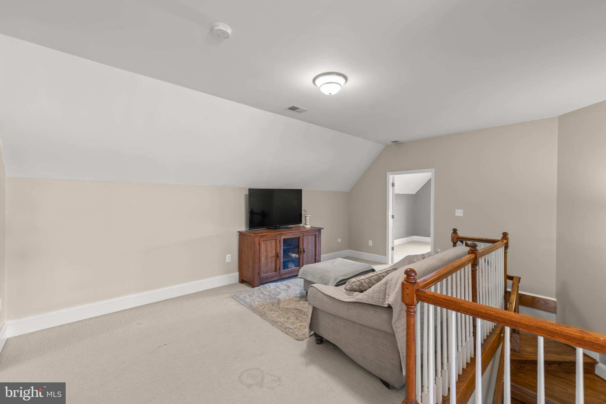 180 ISAAC DRIVE