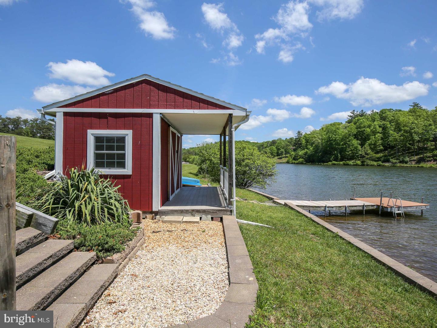 180 ISAAC DRIVE