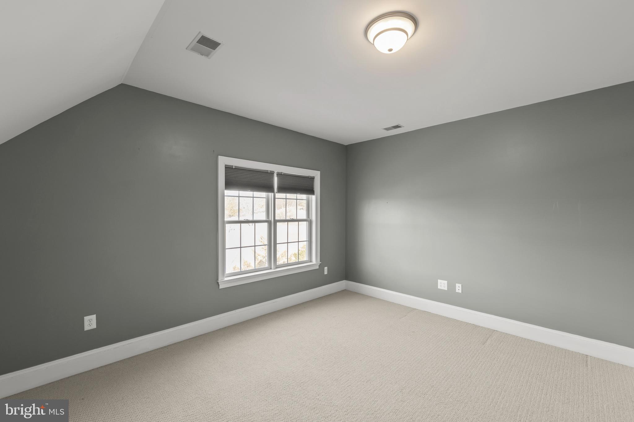 180 ISAAC DRIVE