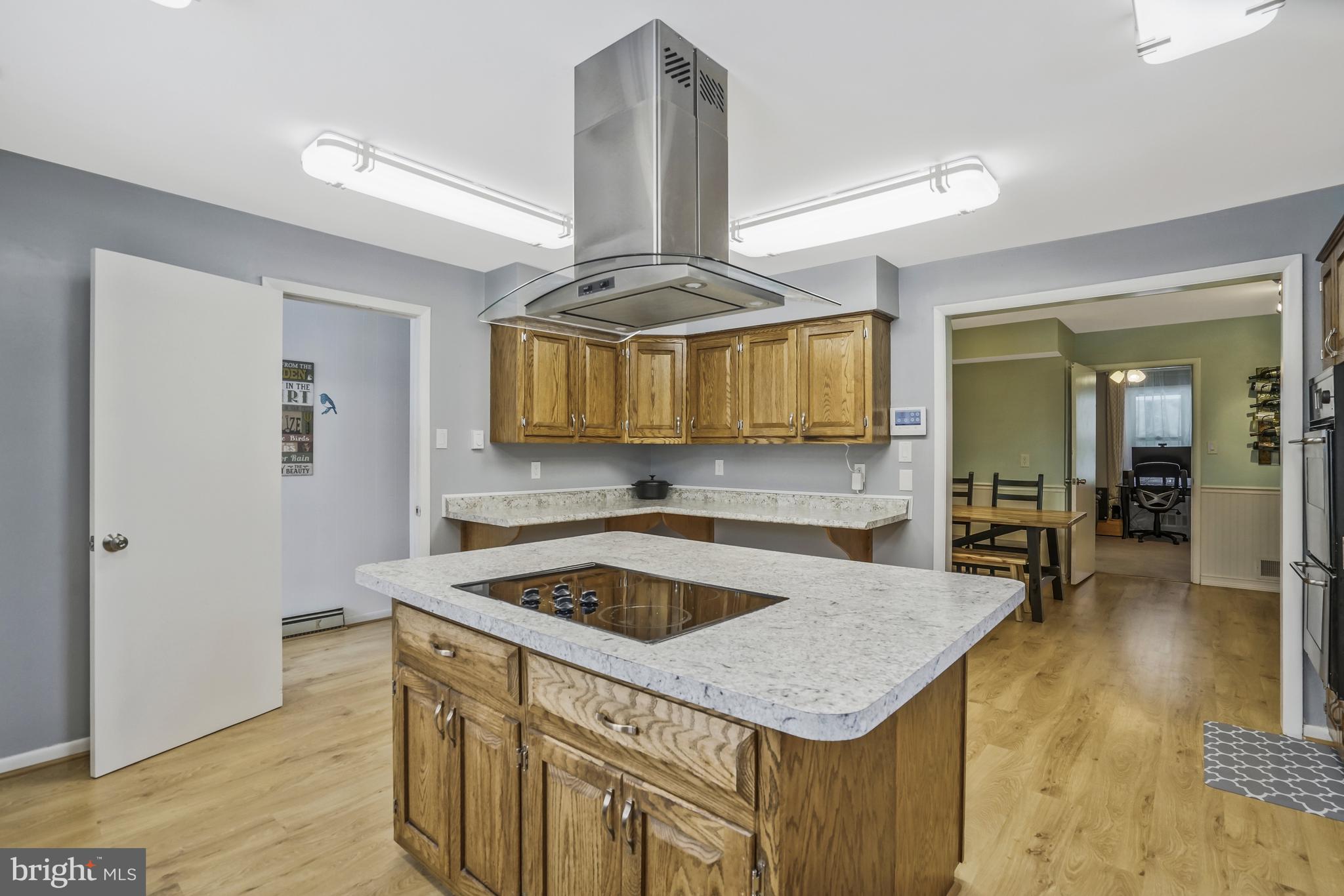 10647 Old Colchester ROAD