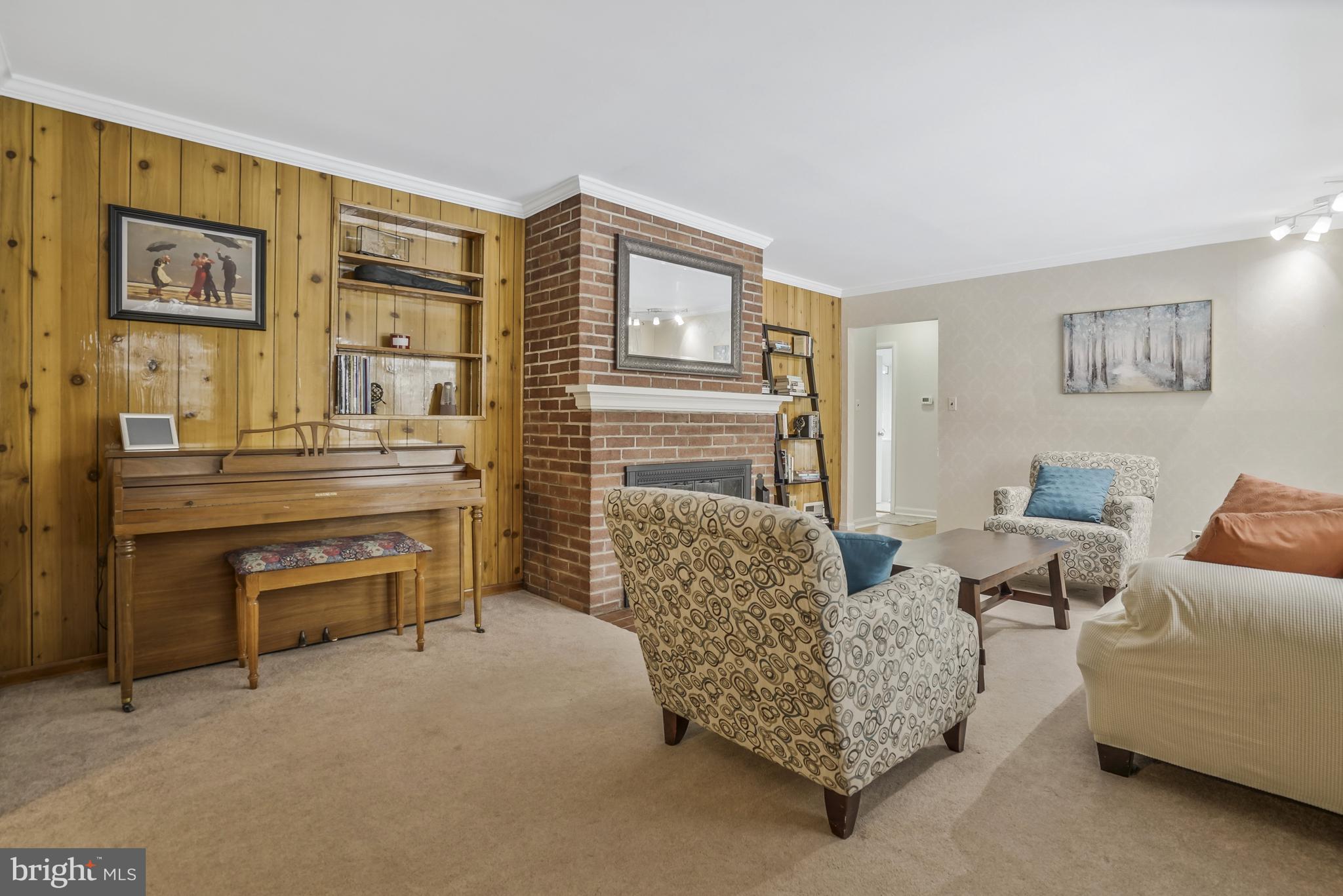 10647 Old Colchester ROAD