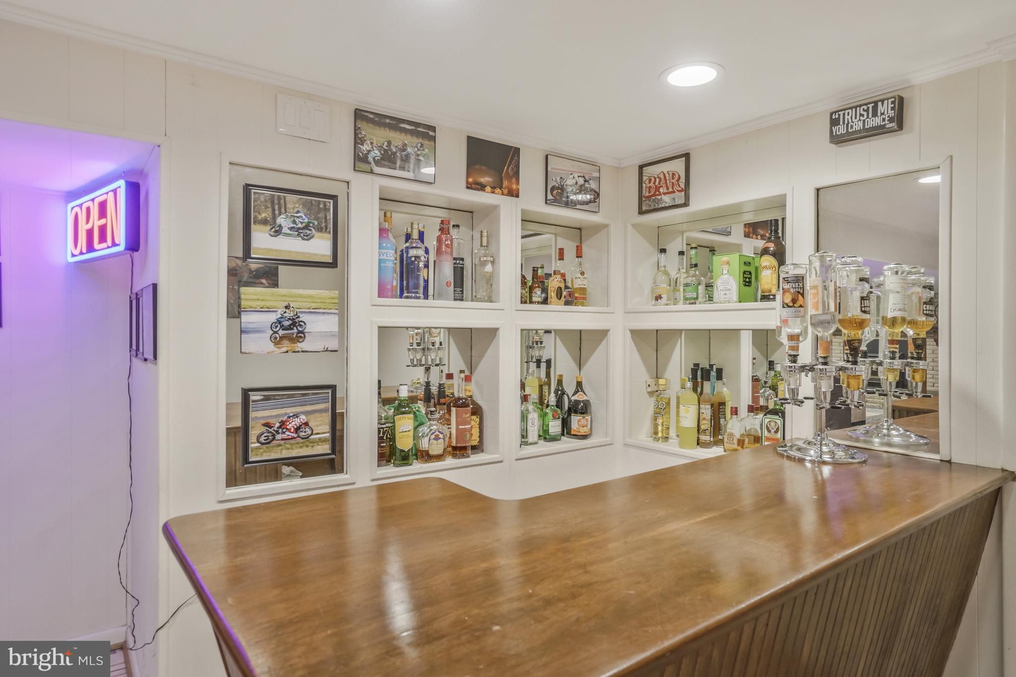 10647 Old Colchester ROAD