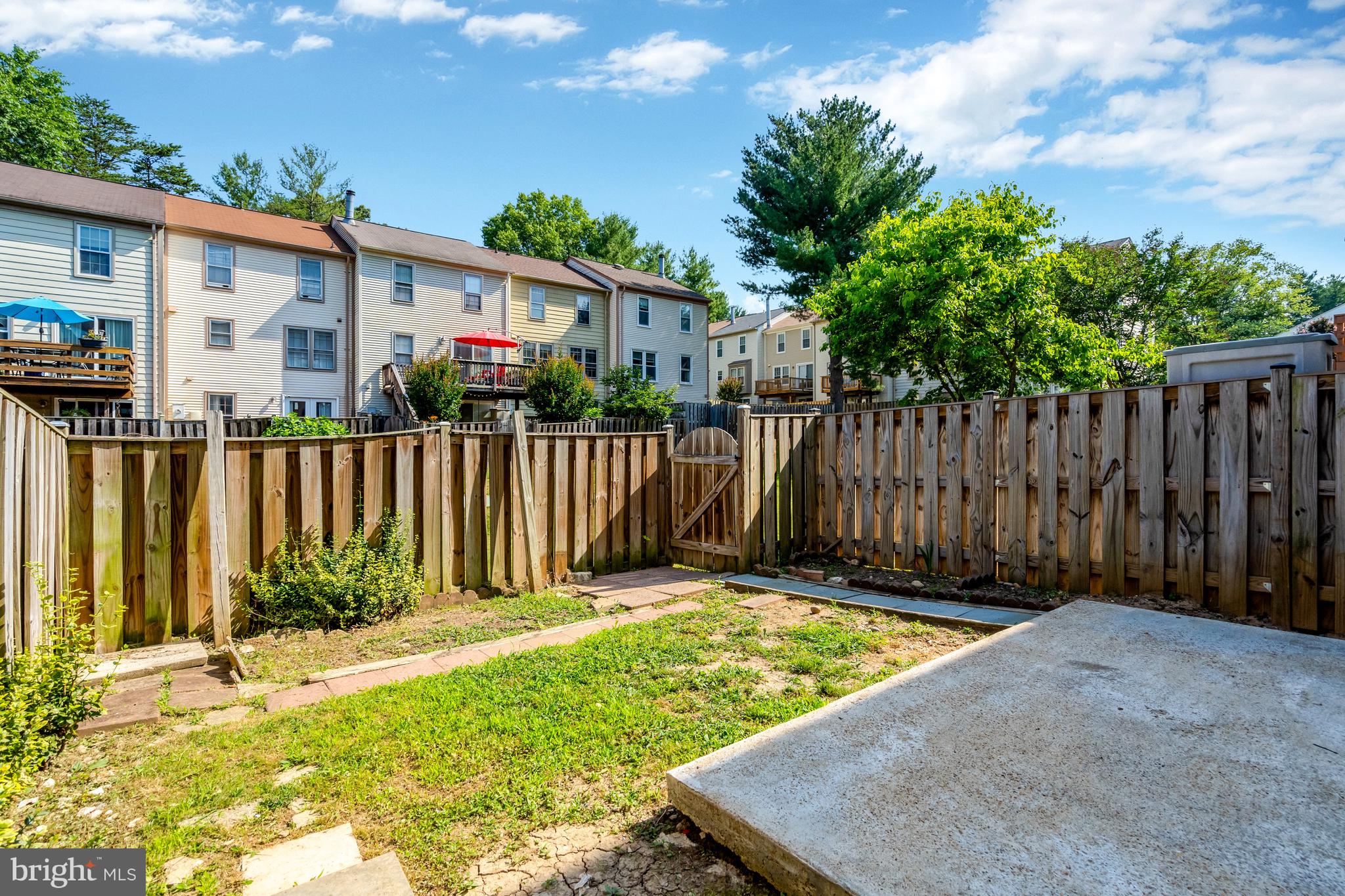 5430 New London Park Dr
