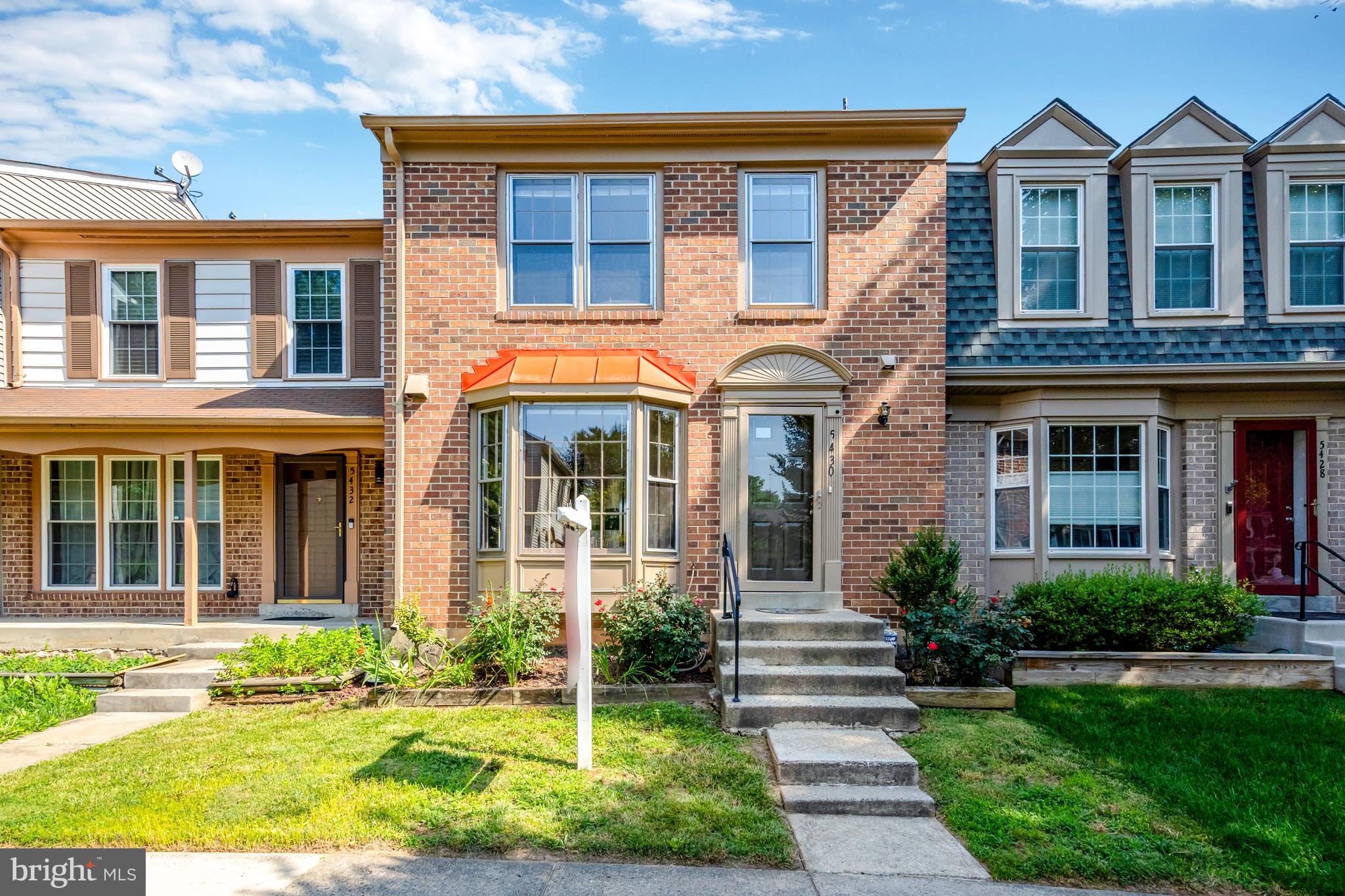5430 New London Park Dr
