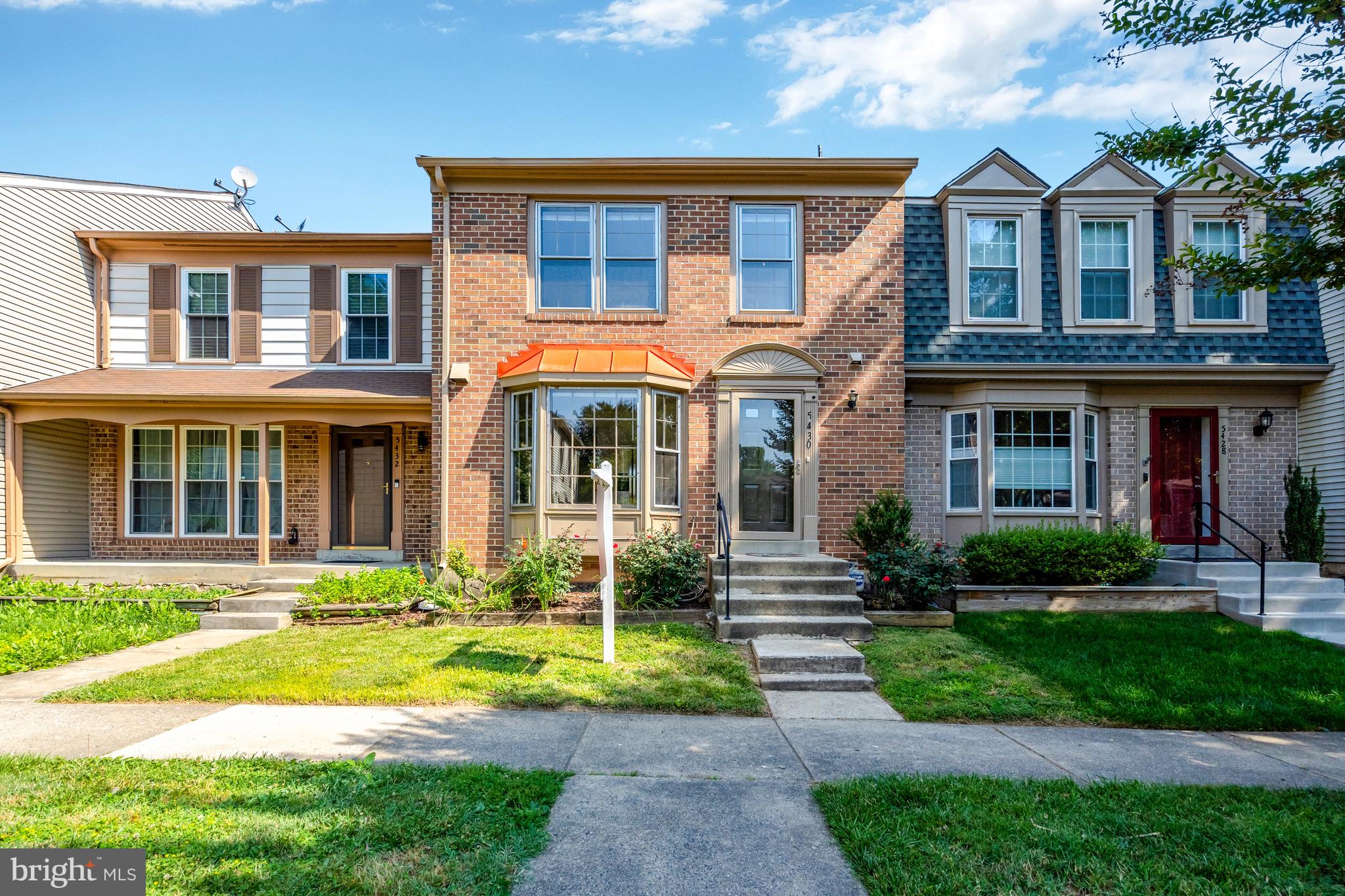 5430 New London Park Dr