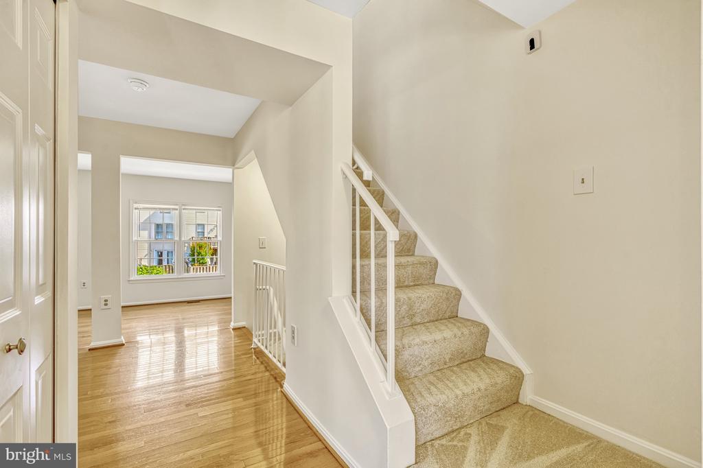 5430 New London Park Dr