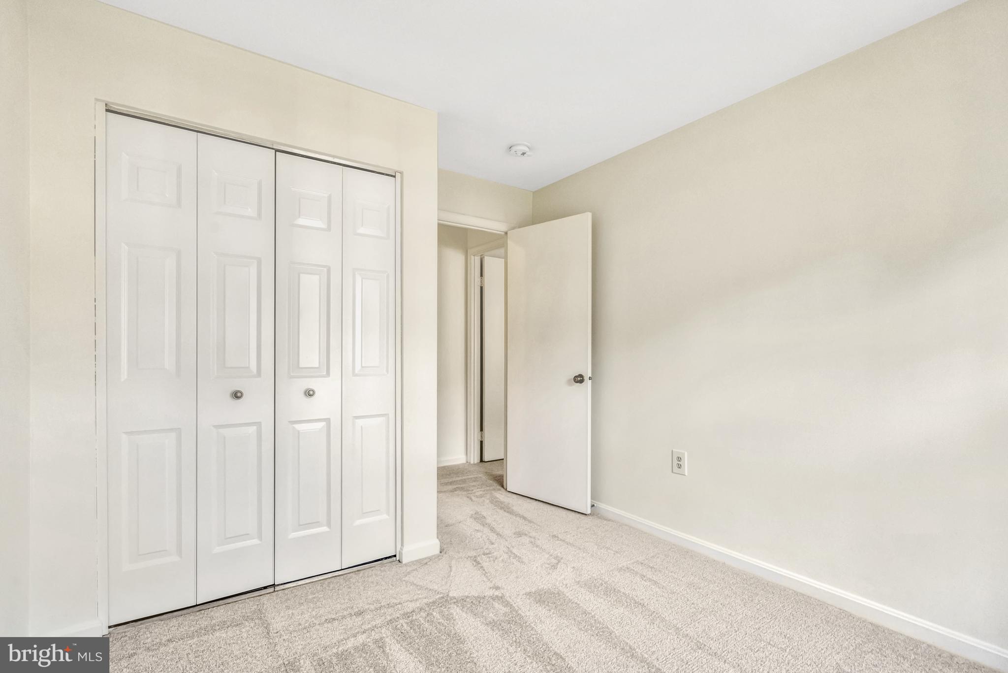 5430 New London Park Dr