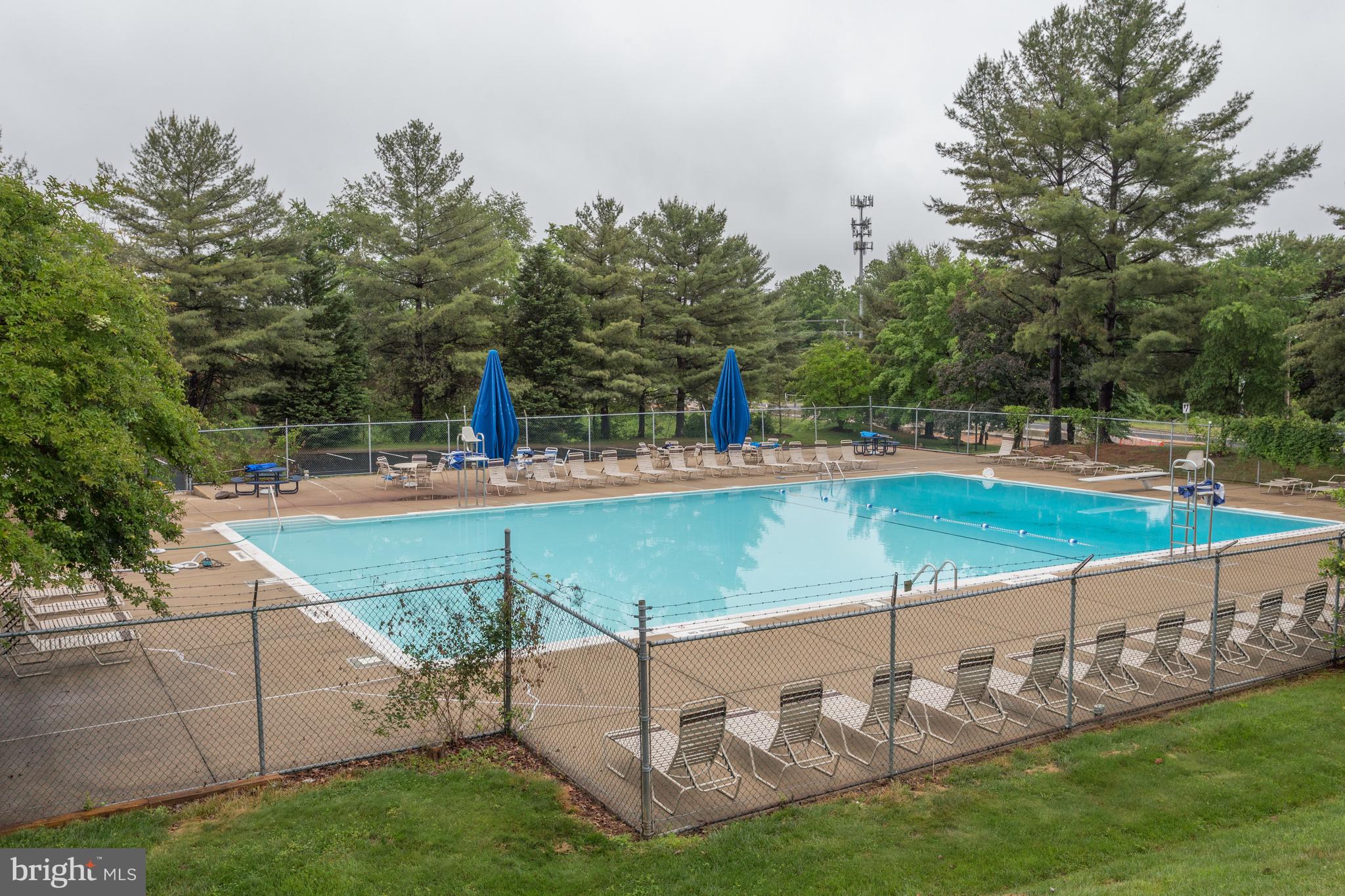 5430 New London Park Dr